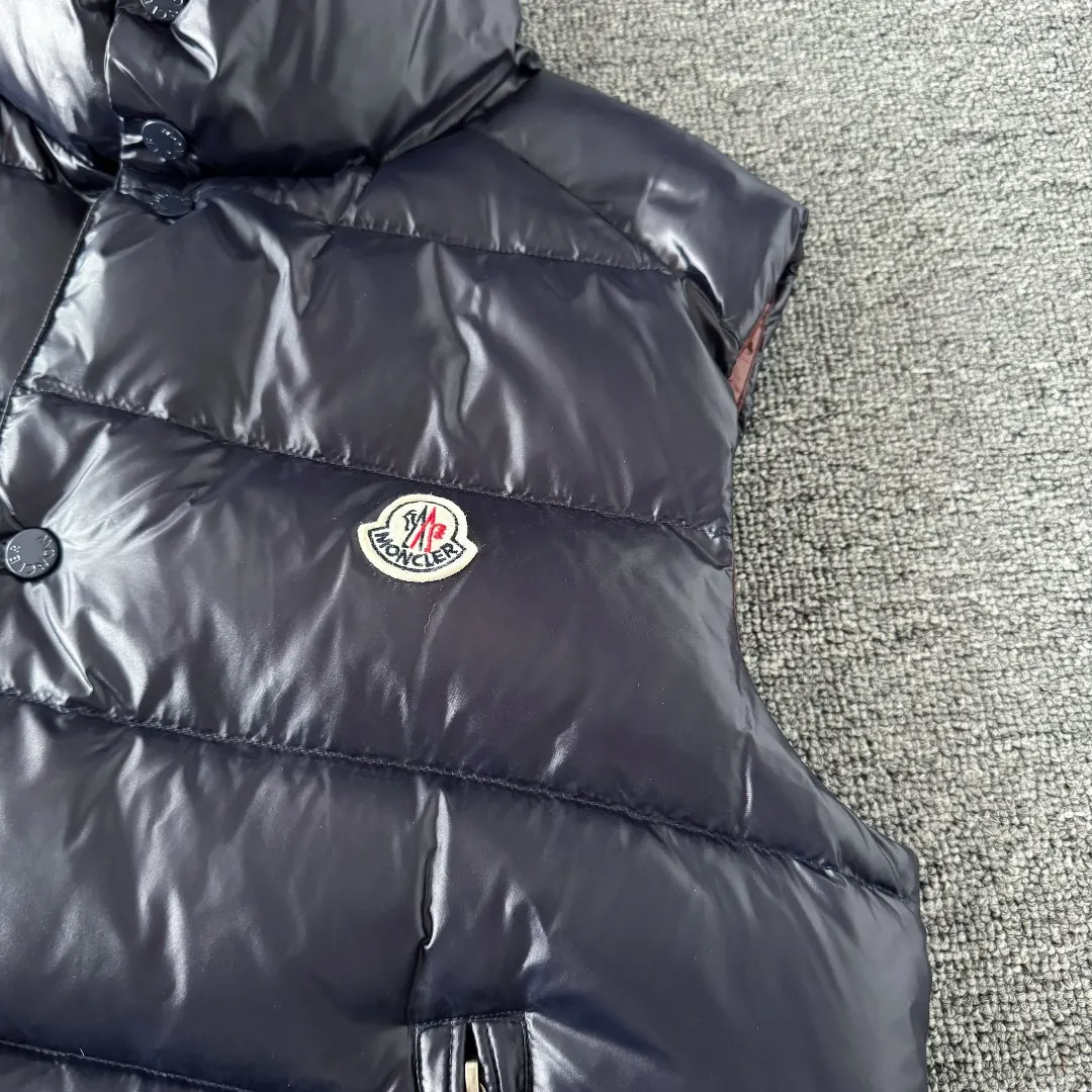 Gui Down-Filled Glossy Gilet D34024722 — view 4