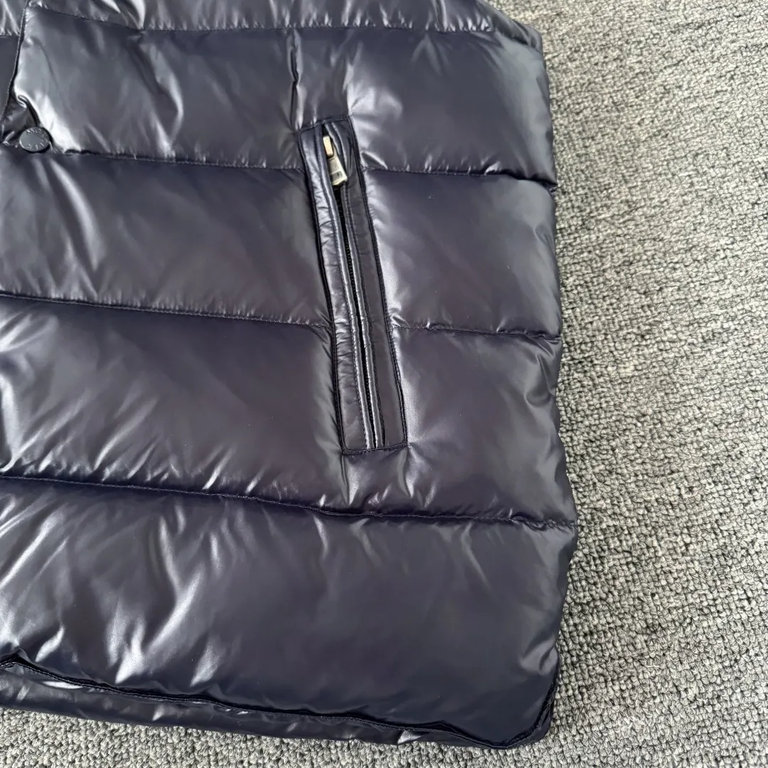 Gui Down-Filled Glossy Gilet D34024722 — view 5