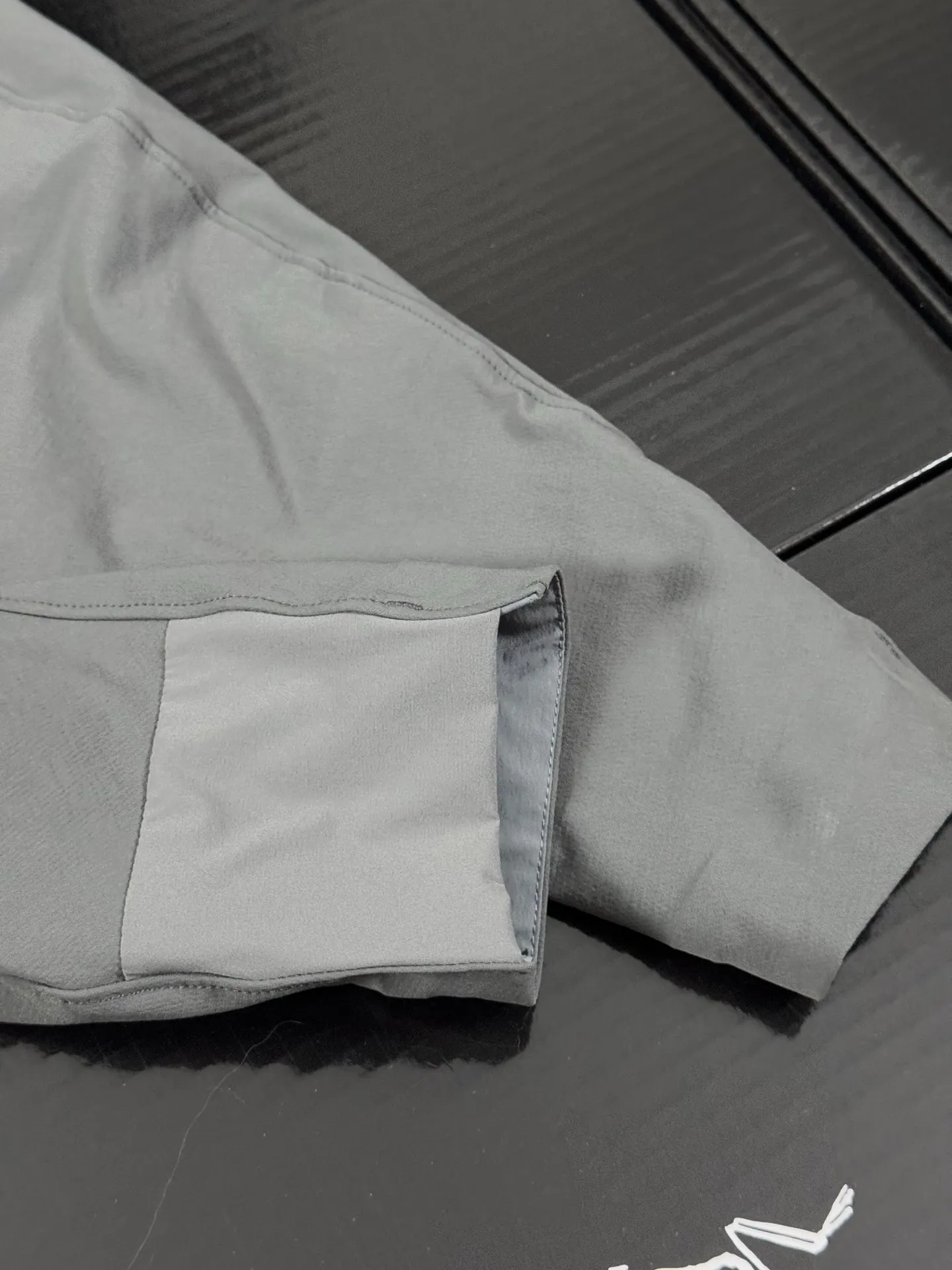 Arc'teryx Gamma Hoody Softshell Jacket D34520614 — view 5