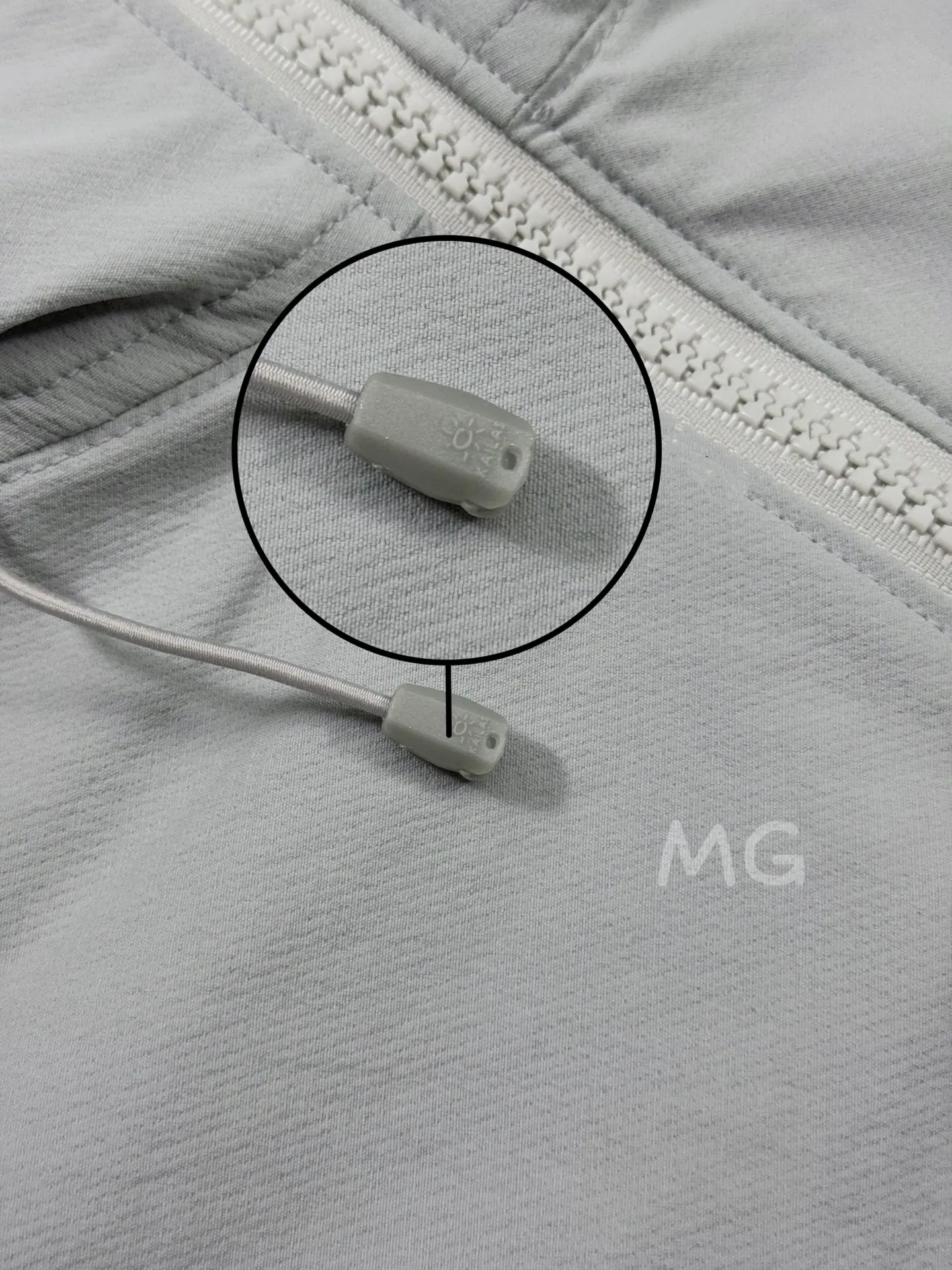 M8 Series Hooded Softshell Hiking Jacket D35020642 — view 9