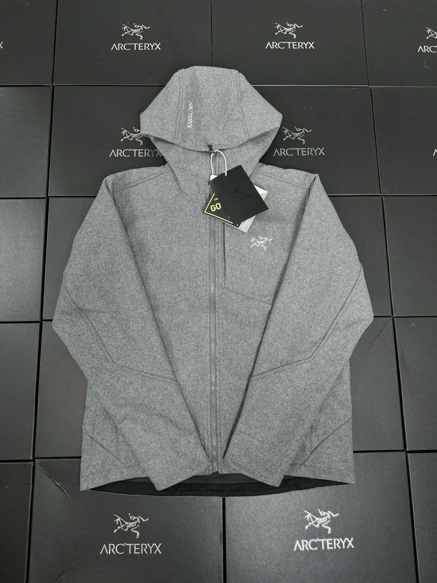 Sawyer Wool Hooded Softshell Jacket D35020640 — view 2