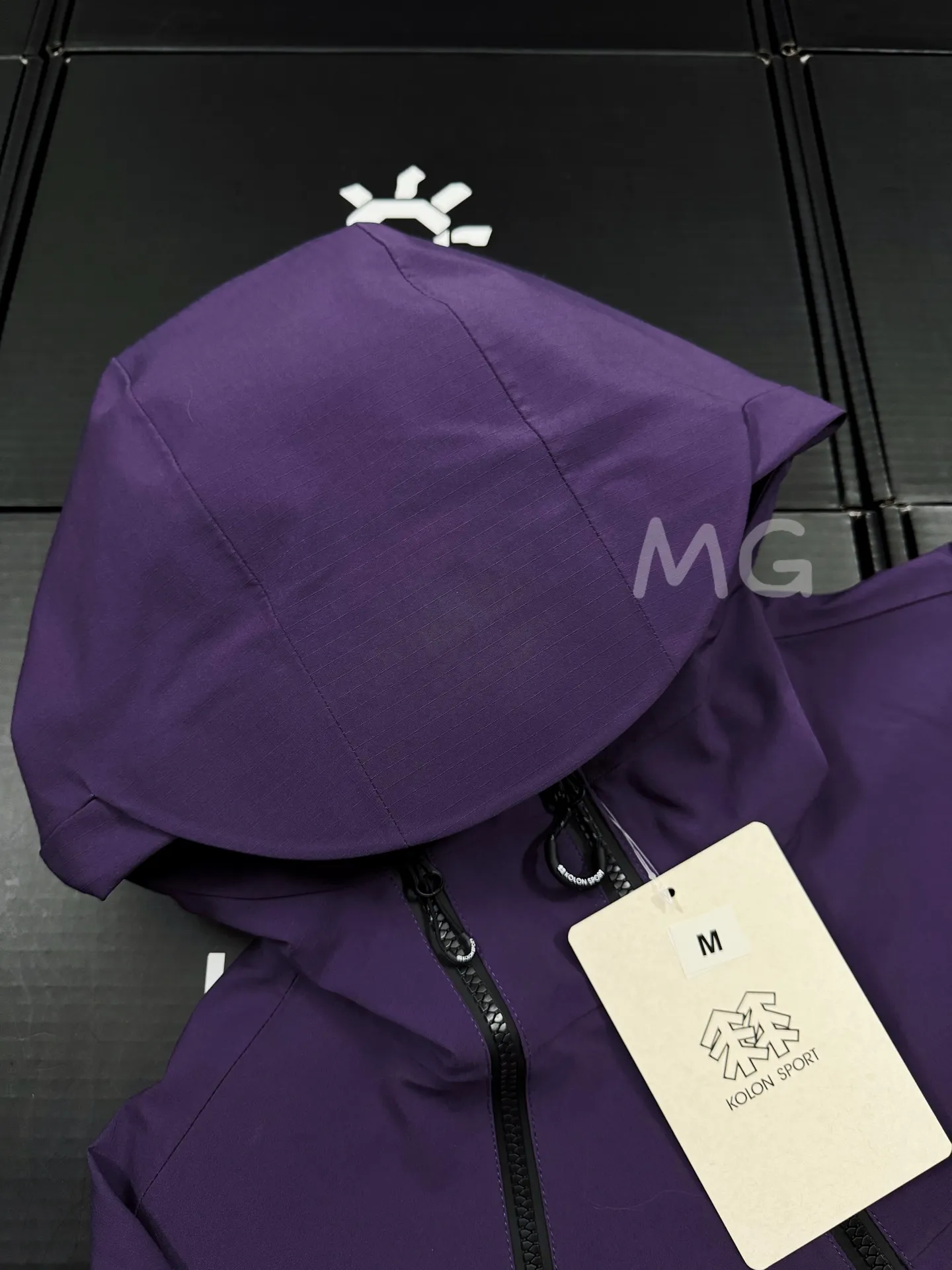 KOLON SPORT GORE-TEX Hooded Shell Jacket D36020586 — view 3