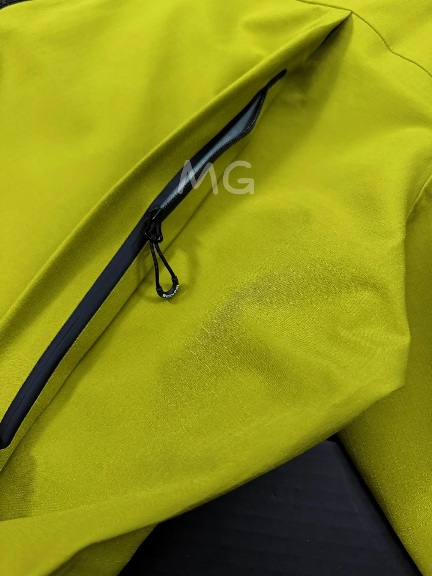 KOLON SPORT GORE-TEX Hooded Shell Jacket D36020649 — view 7