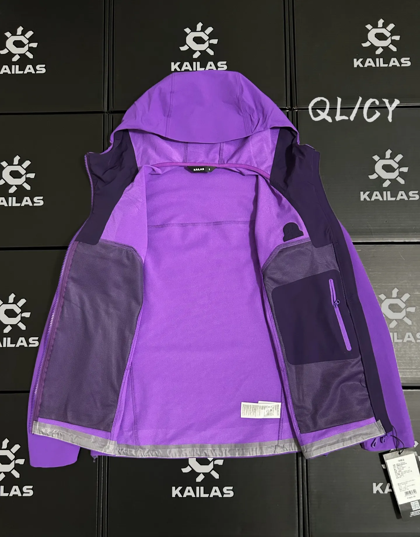 M8 Hooded Softshell Outdoor Jacket D36020860 — view 9