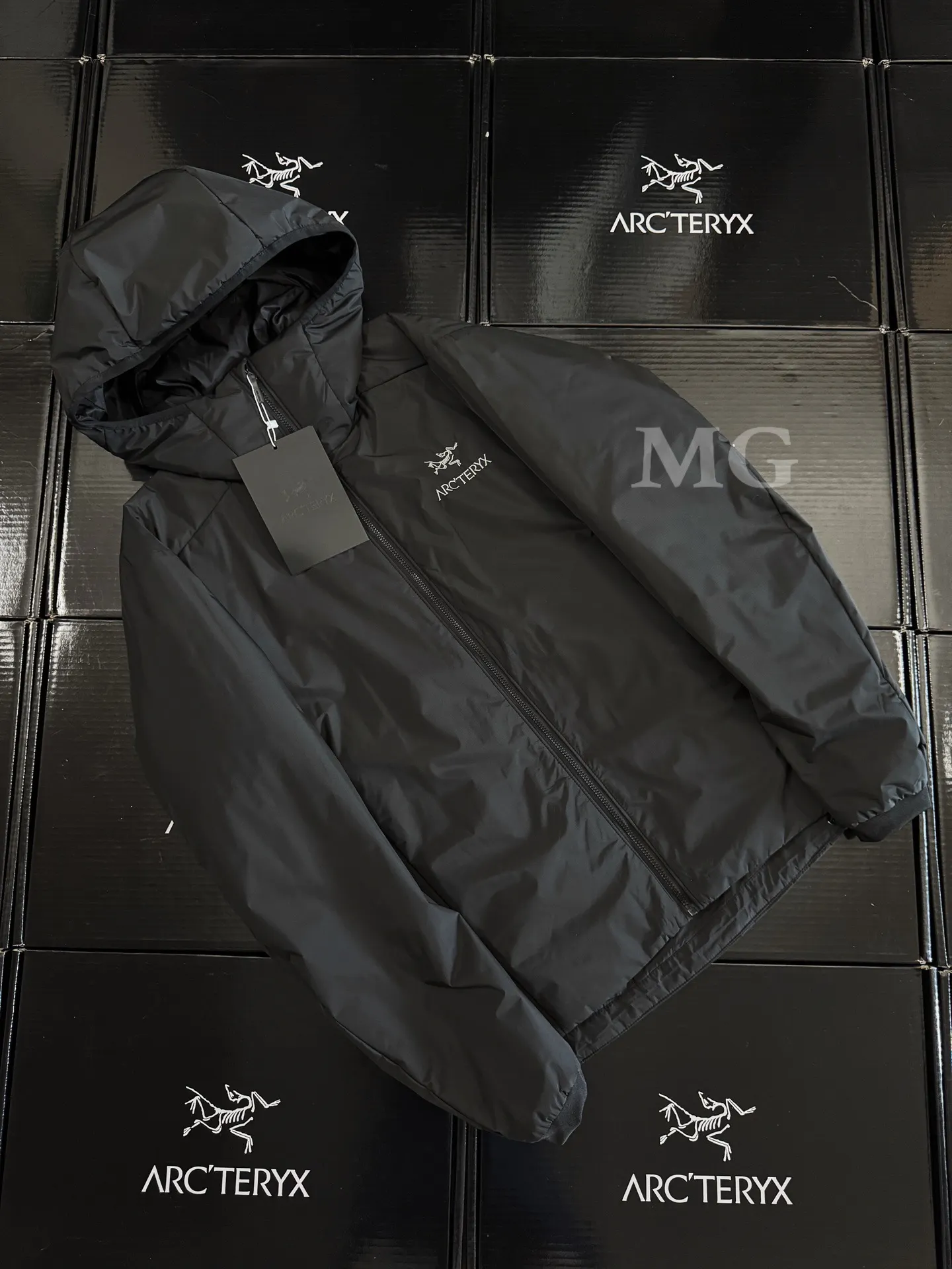 Atom SL Hoody Lightweight Insulated Jacket D36020937 — view 2