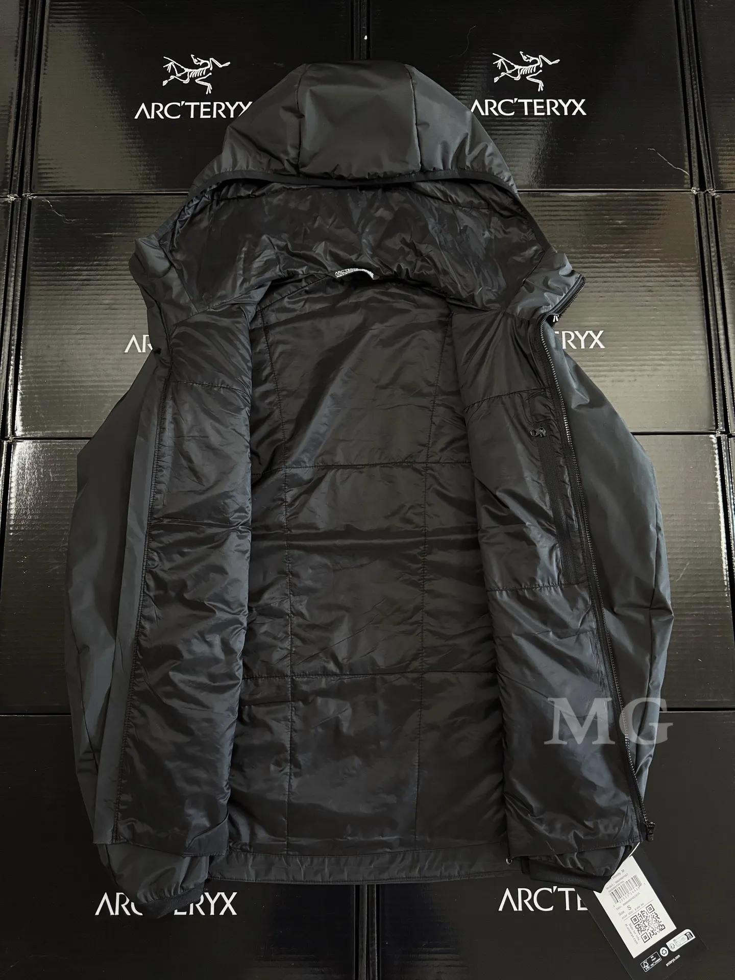 Atom SL Hoody Lightweight Insulated Jacket D36020937 — view 3