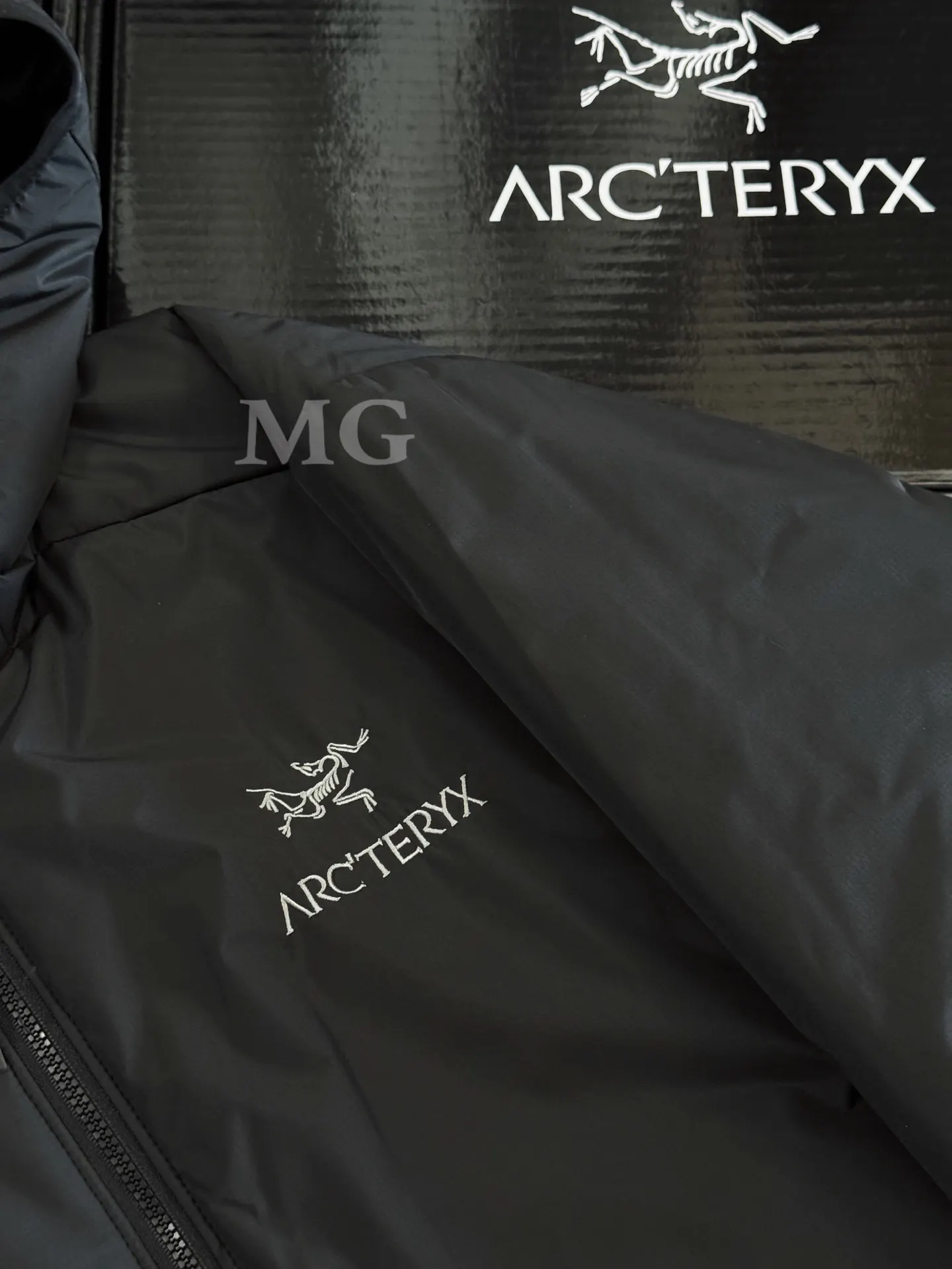 Atom SL Hoody Lightweight Insulated Jacket D36020937 — view 7