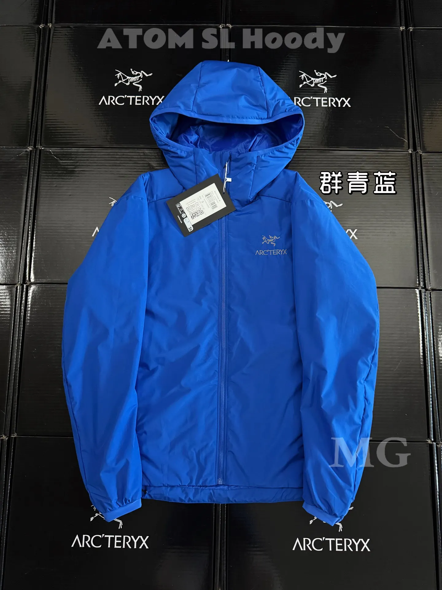 Atom SL Hoody Lightweight Insulated Jacket D36020939