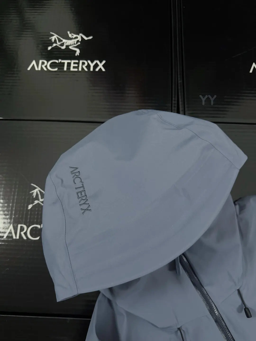 Beta SL GORE-TEX Hooded Shell Jacket D36020661 — view 7