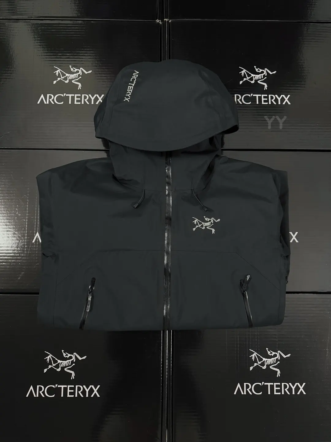 Beta SL GORE-TEX Hooded Shell Jacket D36020668 — view 8