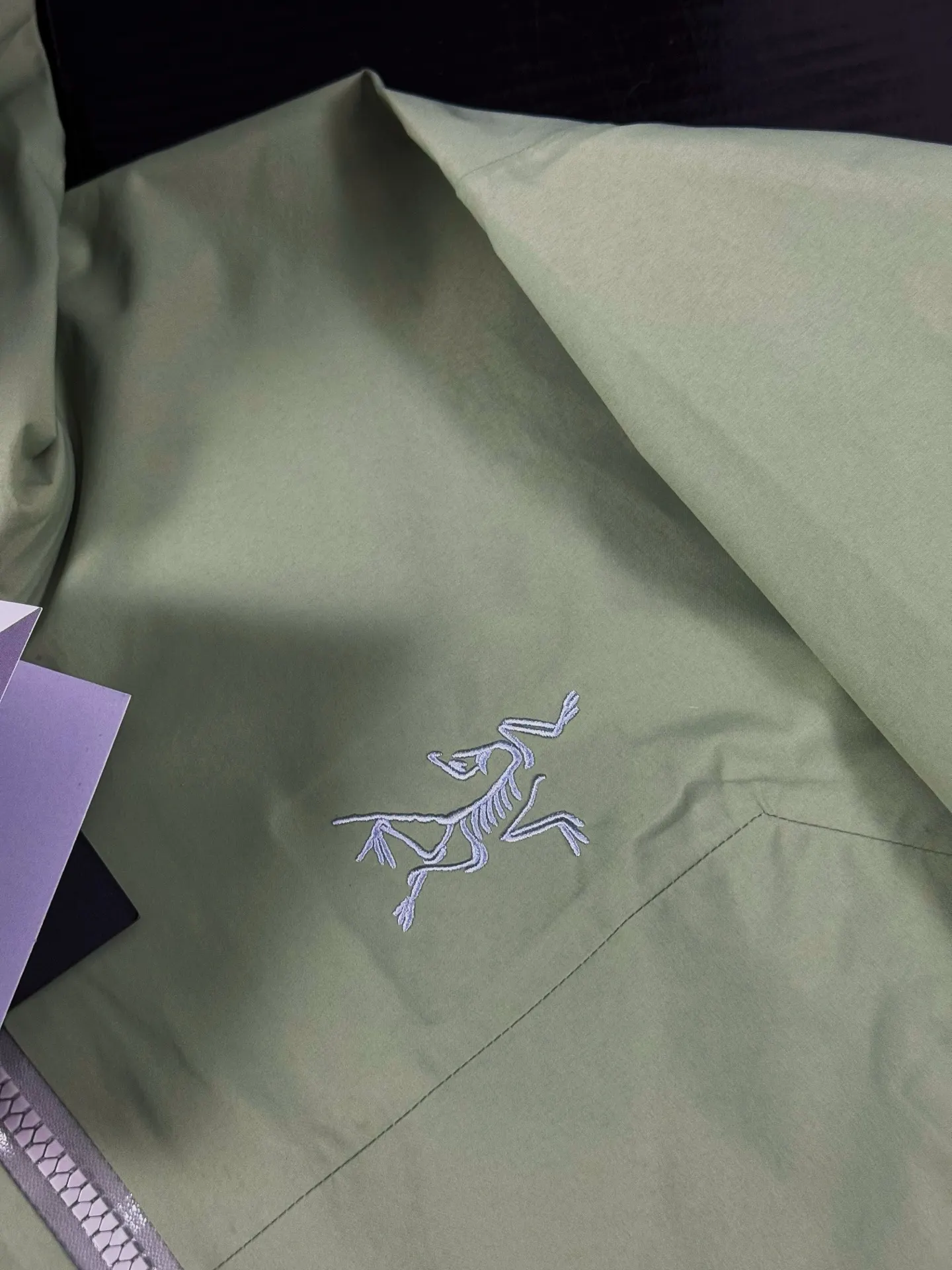 Beta Lightweight GORE-TEX Hooded Shell Jacket D36020713 — view 5