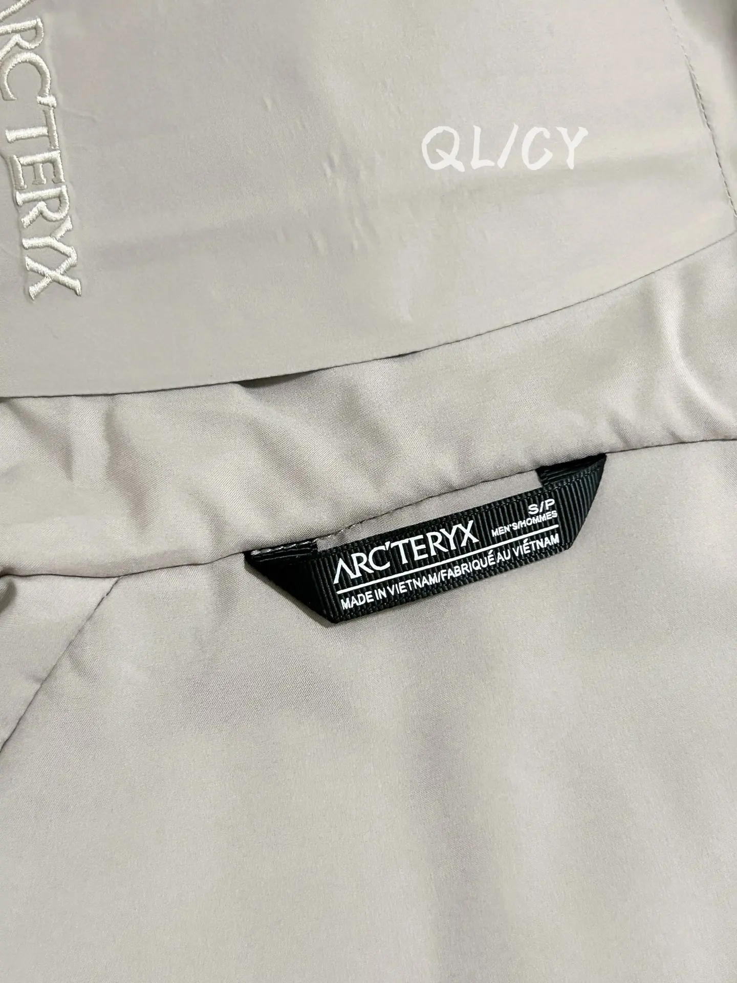 Solano GORE-TEX Insulated Hooded Jacket D36020866 — view 6