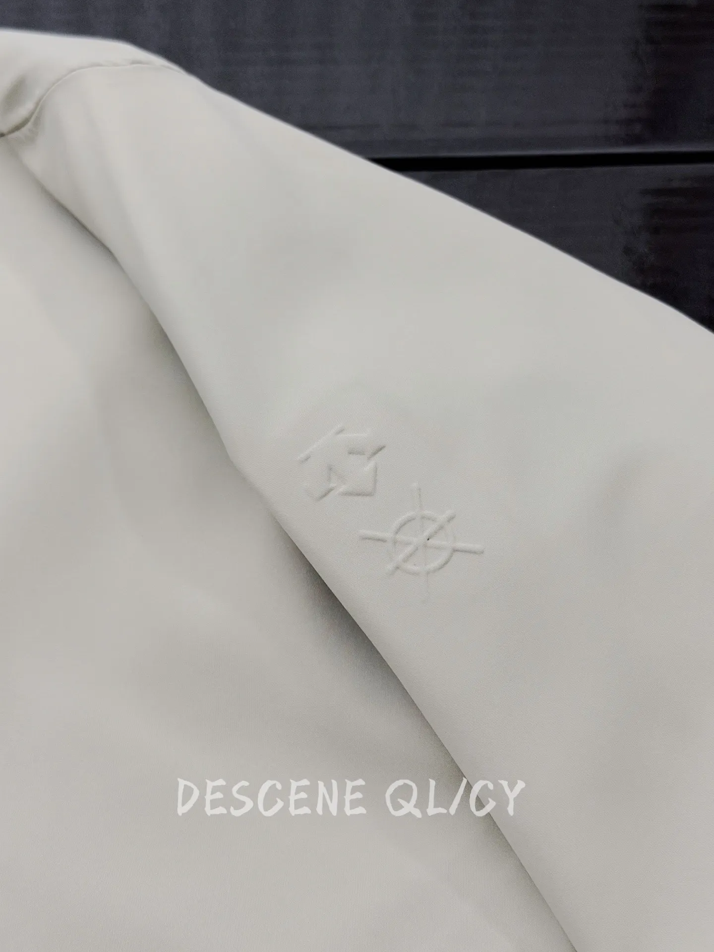 Dualis Commuter Woven Zip-Up Jacket D36020850 — view 3