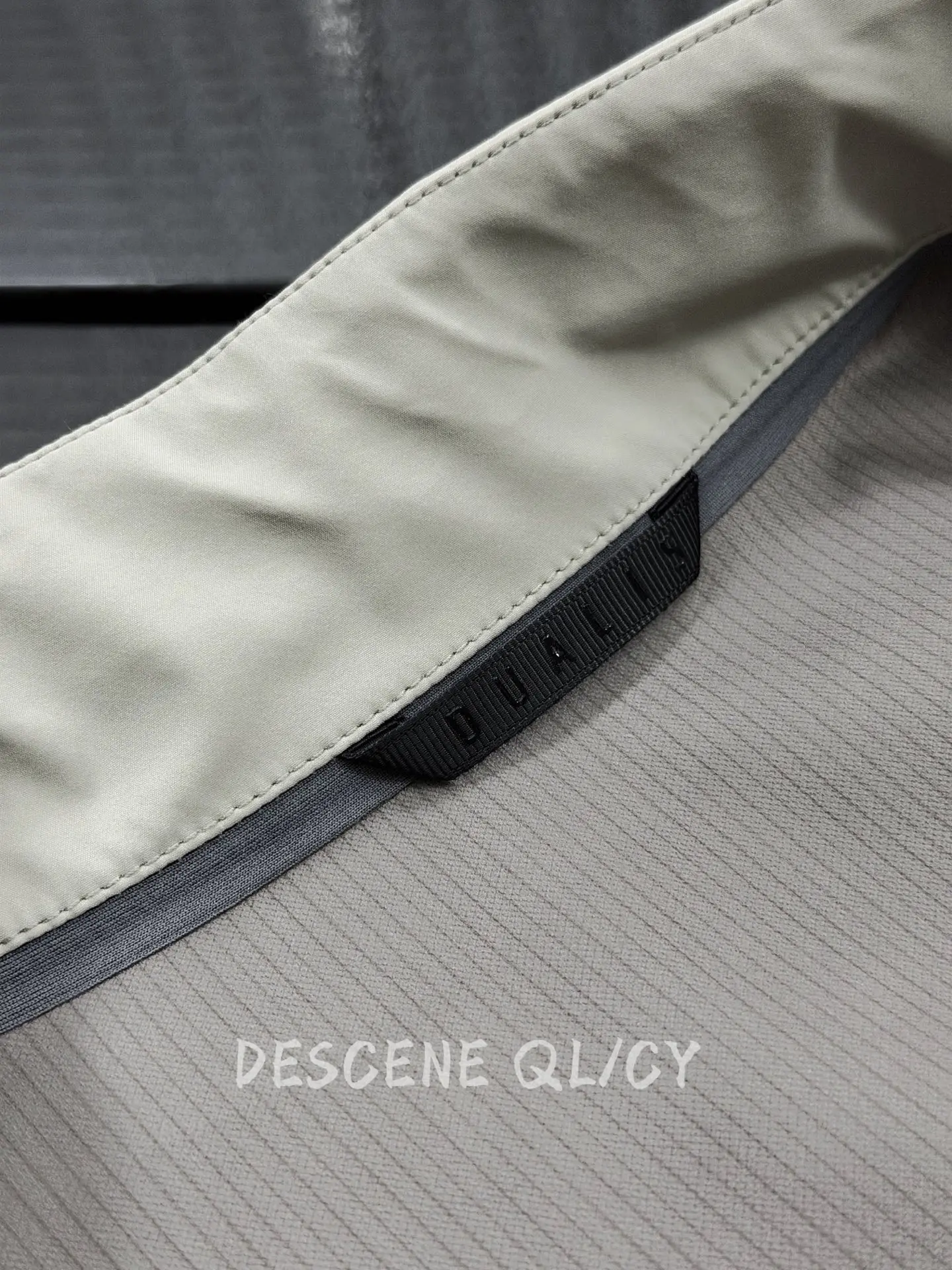 Dualis Commuter Woven Zip-Up Jacket D36020850 — view 8