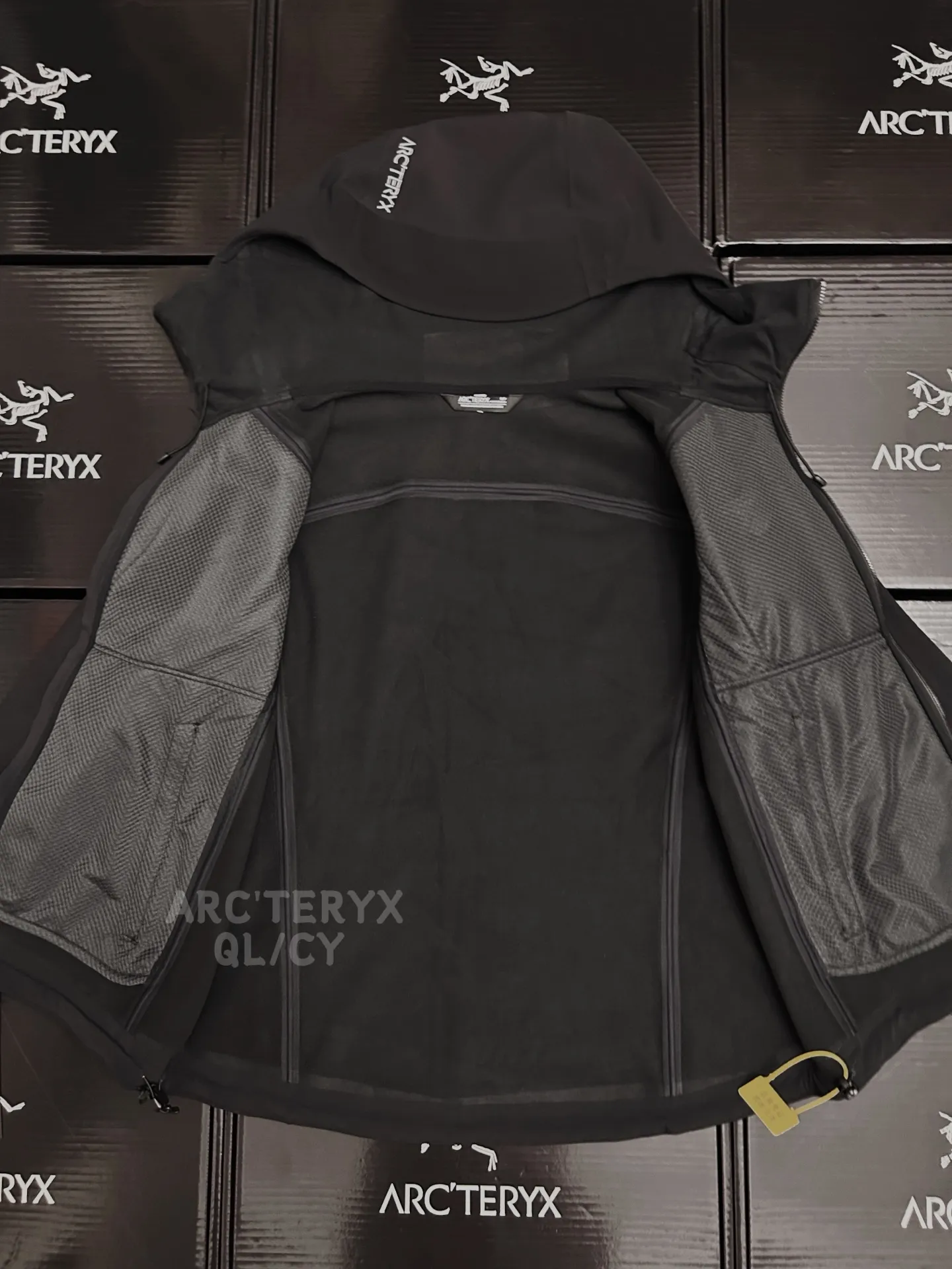 Gamma MX Hooded Softshell Jacket D37020815 — view 8