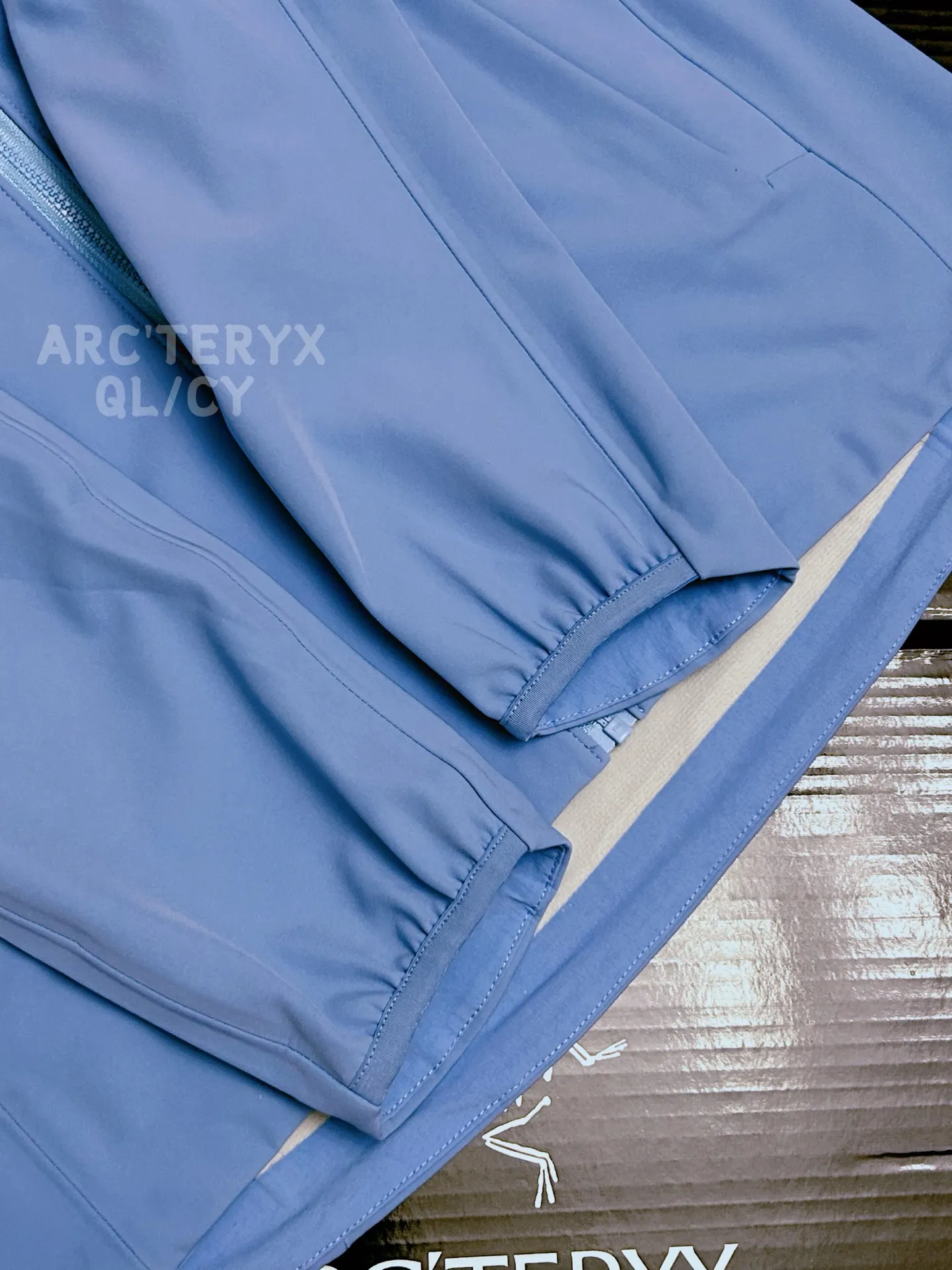 Gamma MX Hooded Softshell Jacket D37020814 — view 2