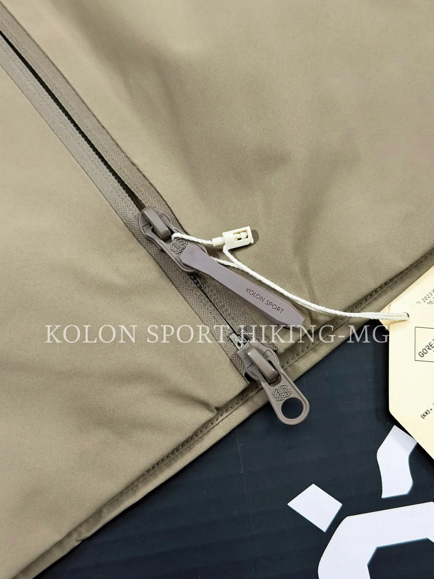 Kolon Sport GORE-TEX 2L Hiking Shell Jacket D38020784 — view 5