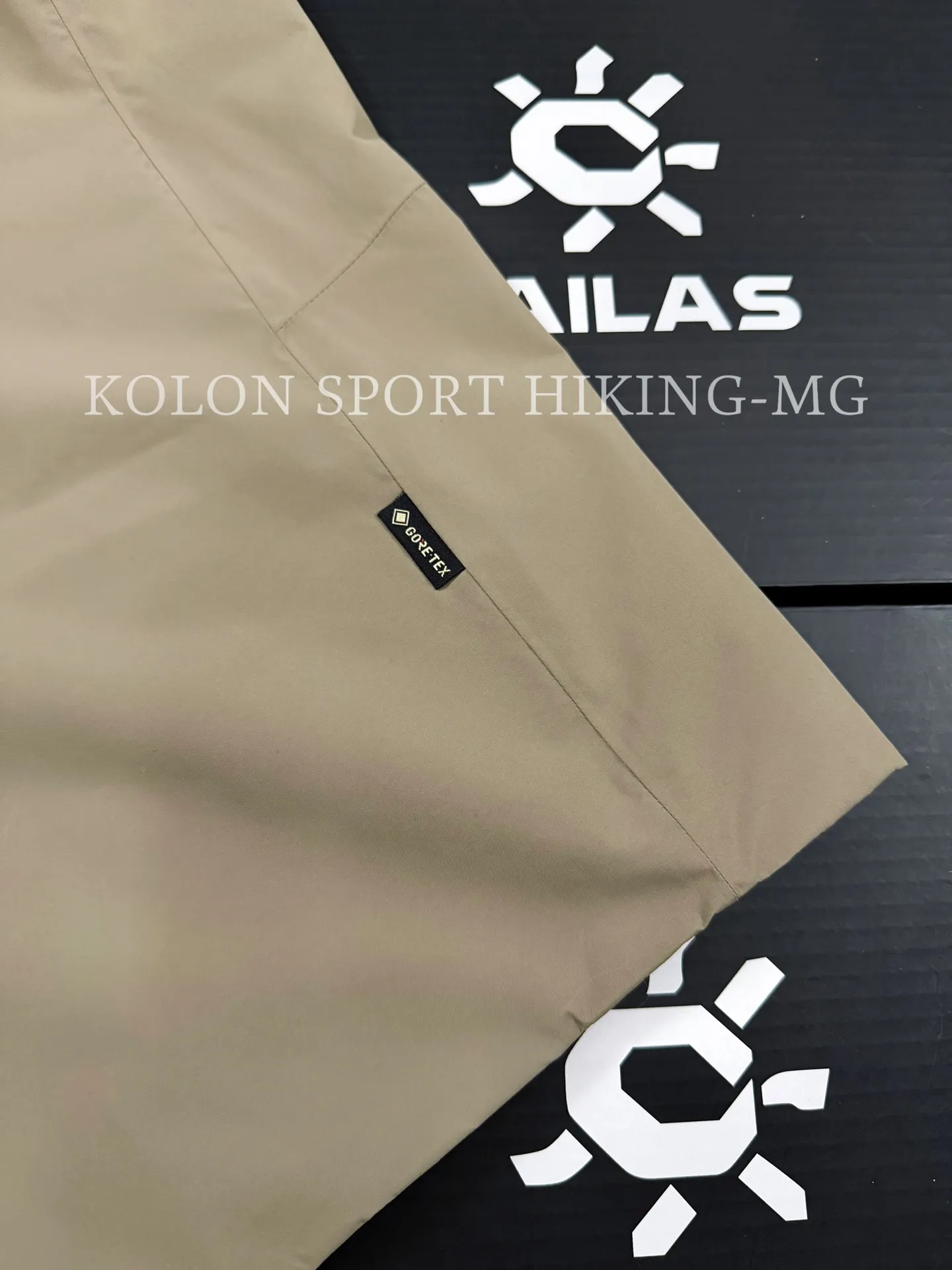 Kolon Sport GORE-TEX 2L Hiking Shell Jacket D38020784 — view 9