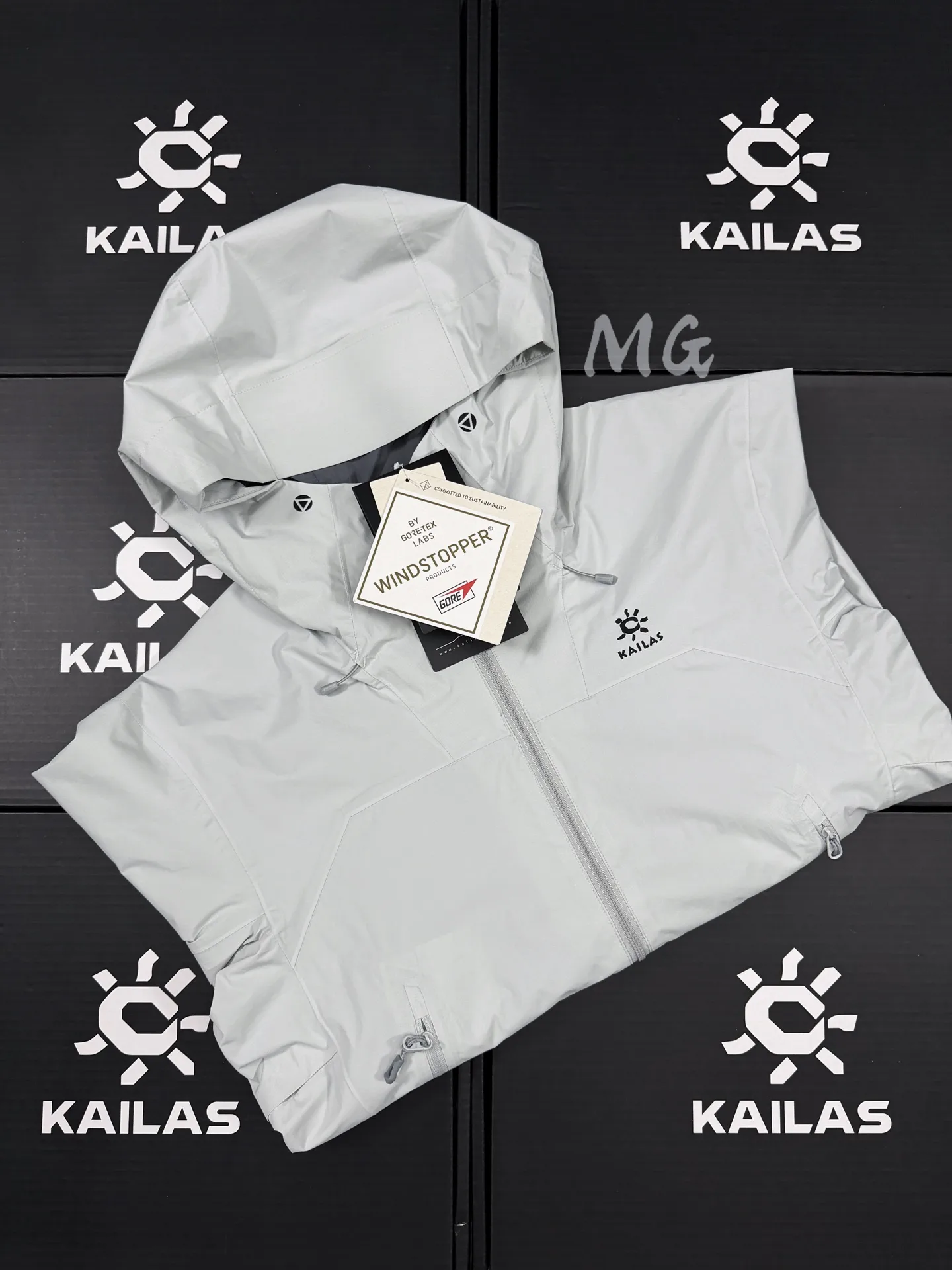 Kailas Thunderbird LT GORE-TEX Softshell Hooded Jacket D38011488 — view 2