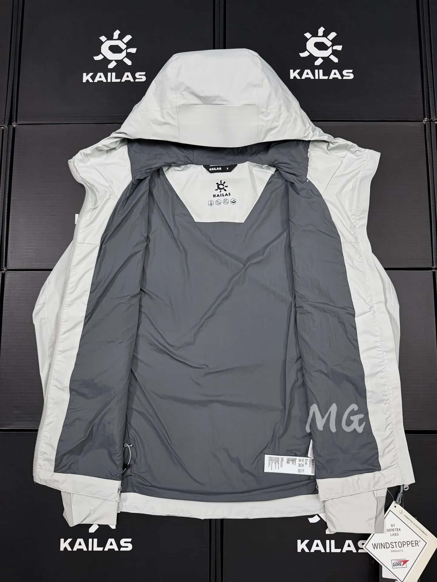 Kailas Thunderbird LT GORE-TEX Softshell Hooded Jacket D38011488 — view 8