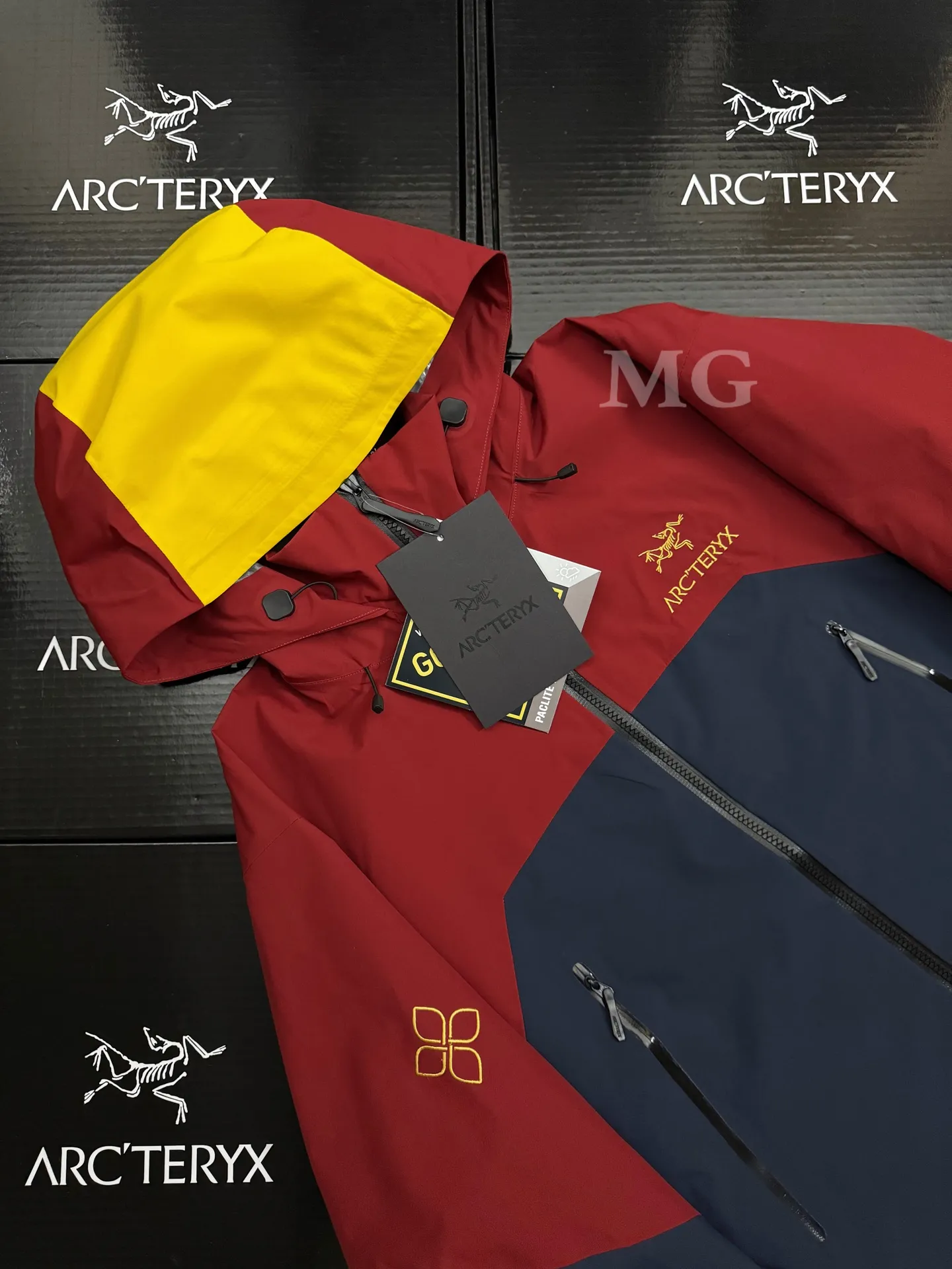 Arc'teryx x Songtsam GORE-TEX Hooded Shell Jacket D38020591 — view 4