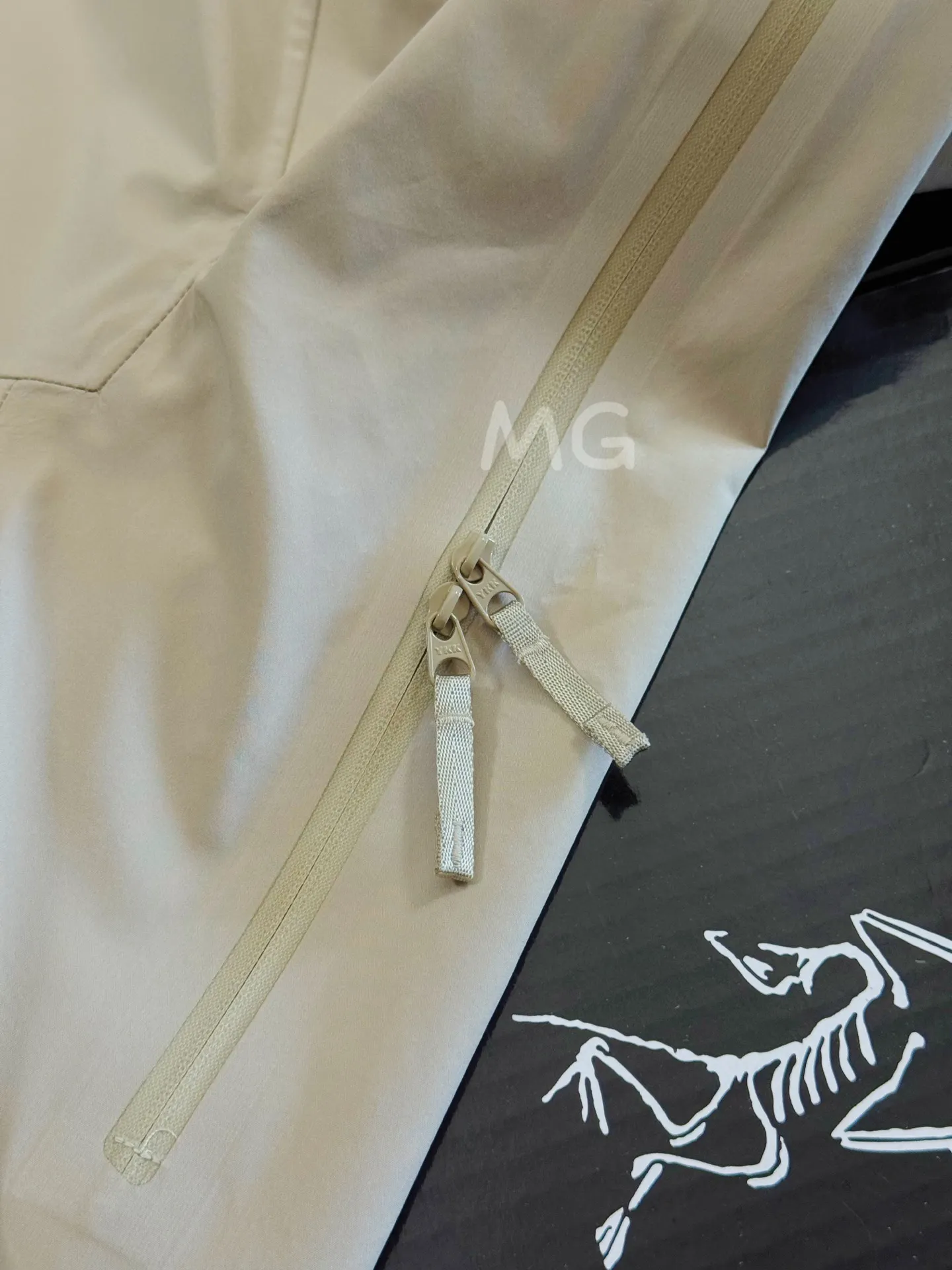 Sidewinder GORE-TEX Shell Jacket D38020609 — view 7