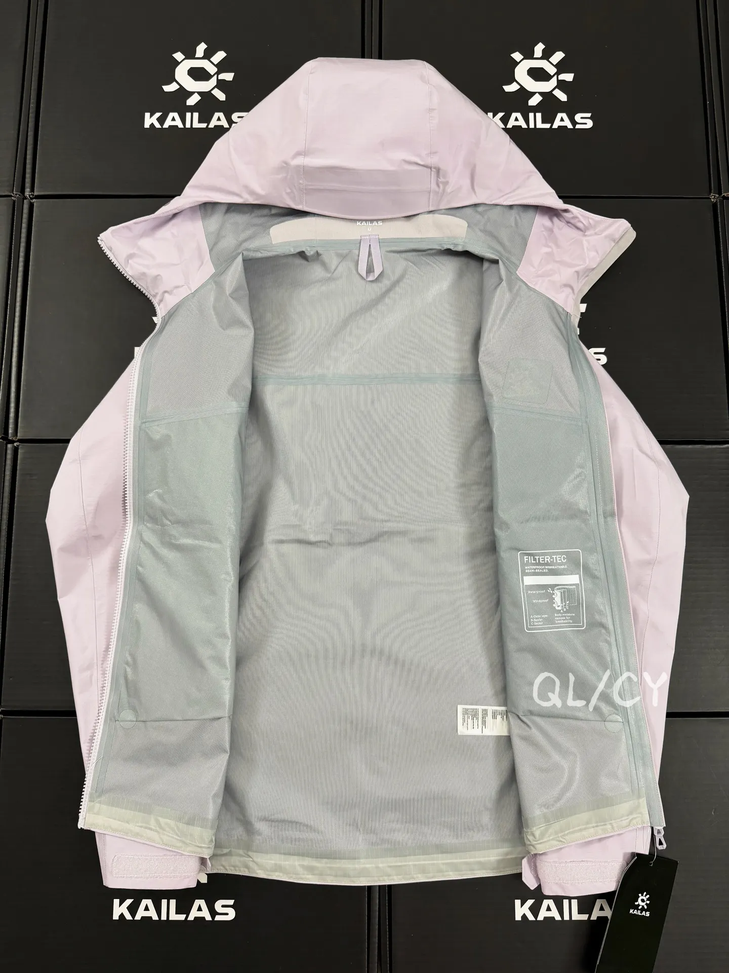 Bogda LT Waterproof Hooded Shell Jacket D39020922 — view 8