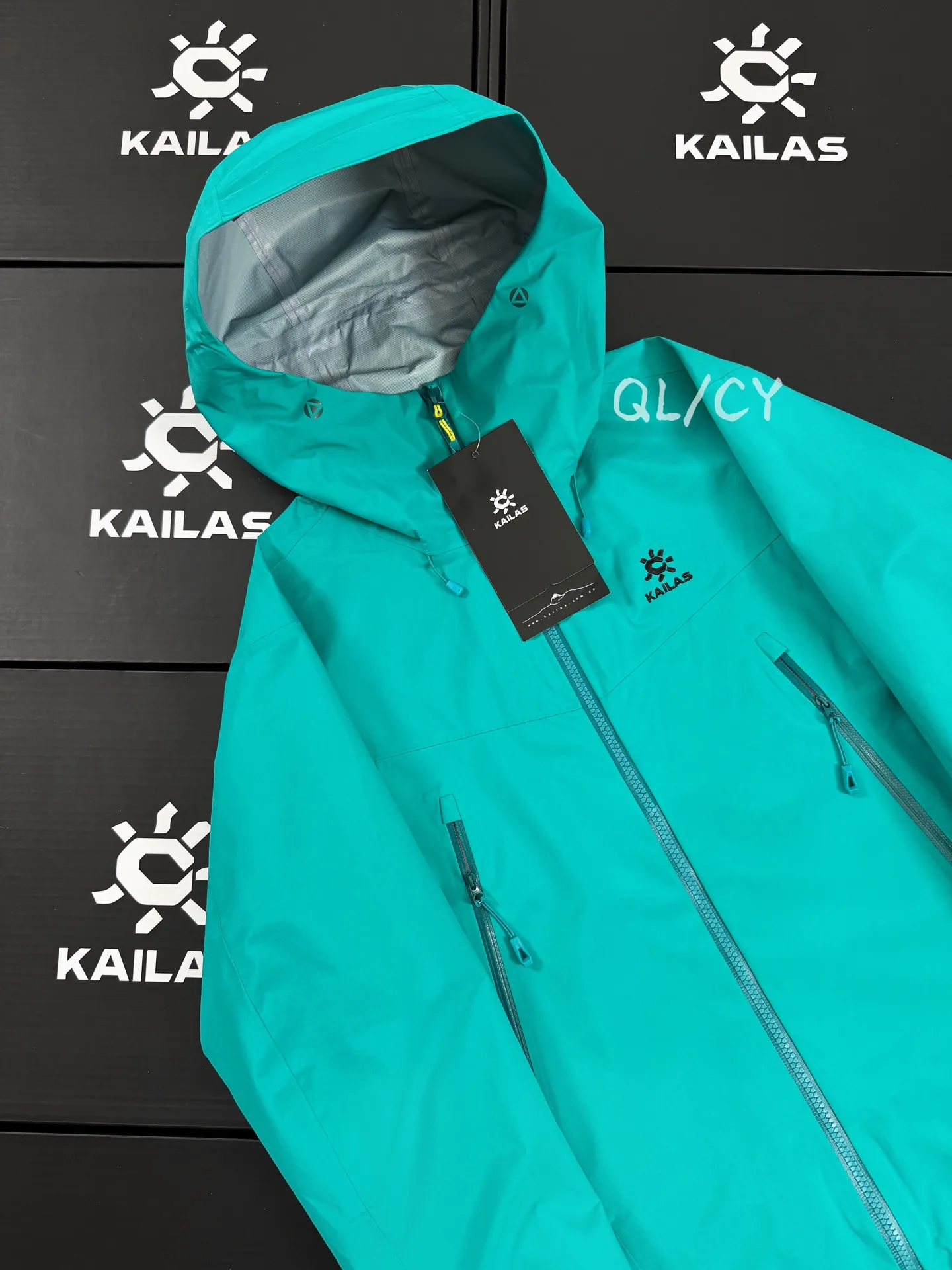 Bogda LT Waterproof Hooded Hardshell Jacket D39020923 — view 2