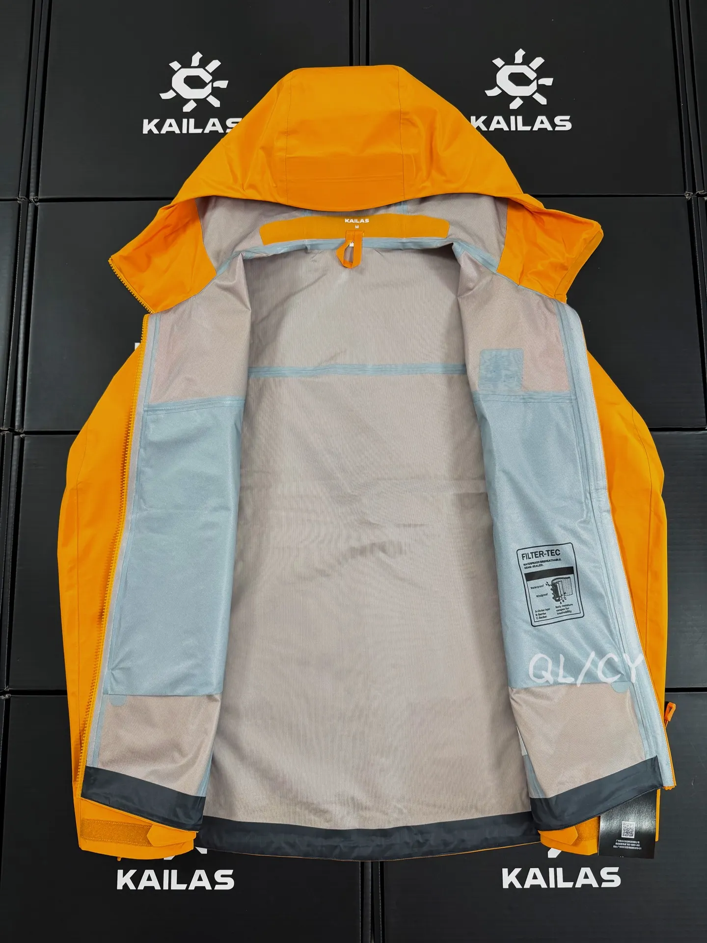 Bogda LT Waterproof Hooded Hardshell Jacket D39020926 — view 7