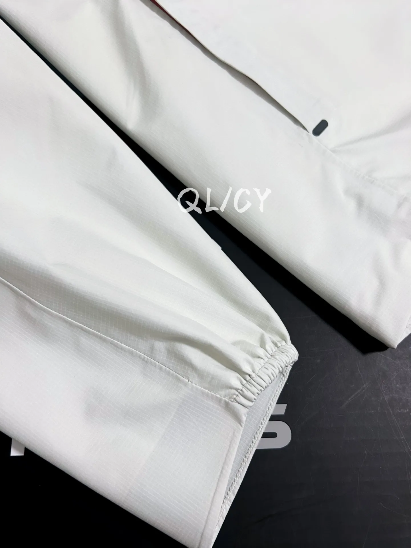 Waterproof Hooded Shell Jacket D40020863 — view 3