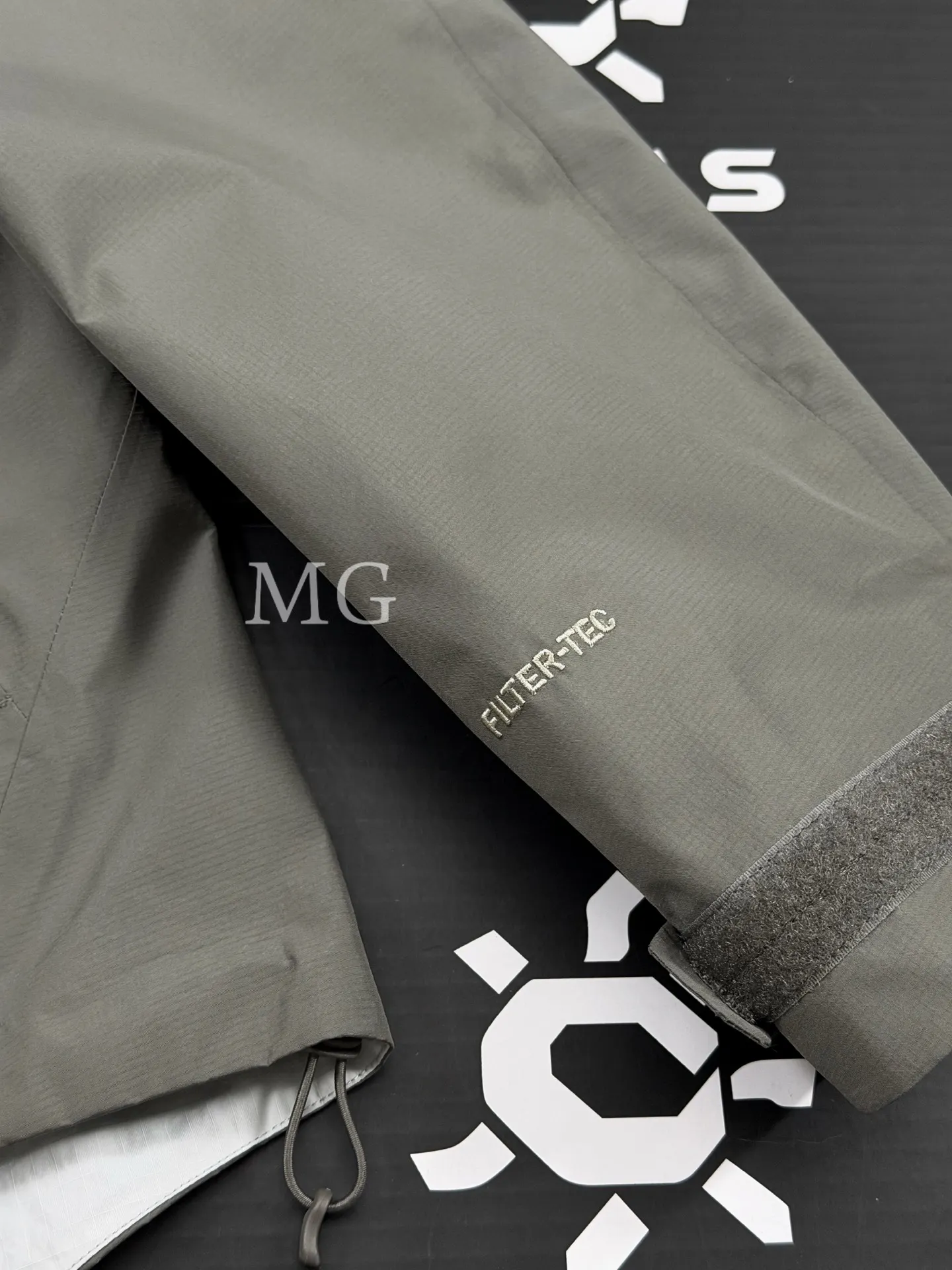 Kailas Filtertec Lightweight Waterproof Hardshell Jacket D40020754 — view 4