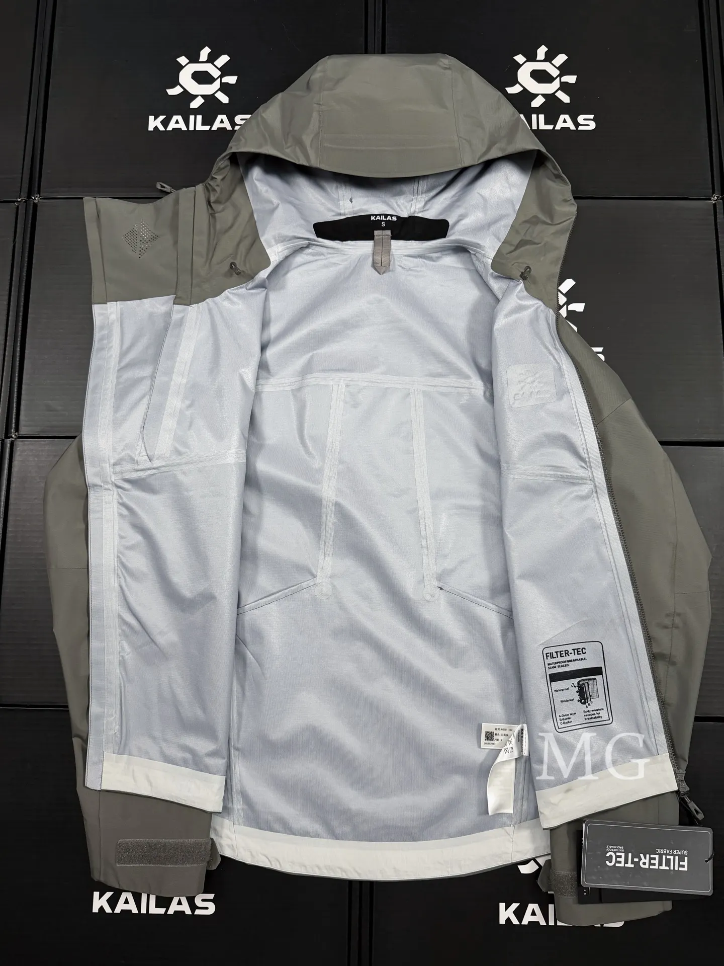 Kailas Filtertec Lightweight Waterproof Hardshell Jacket D40020754 — view 7