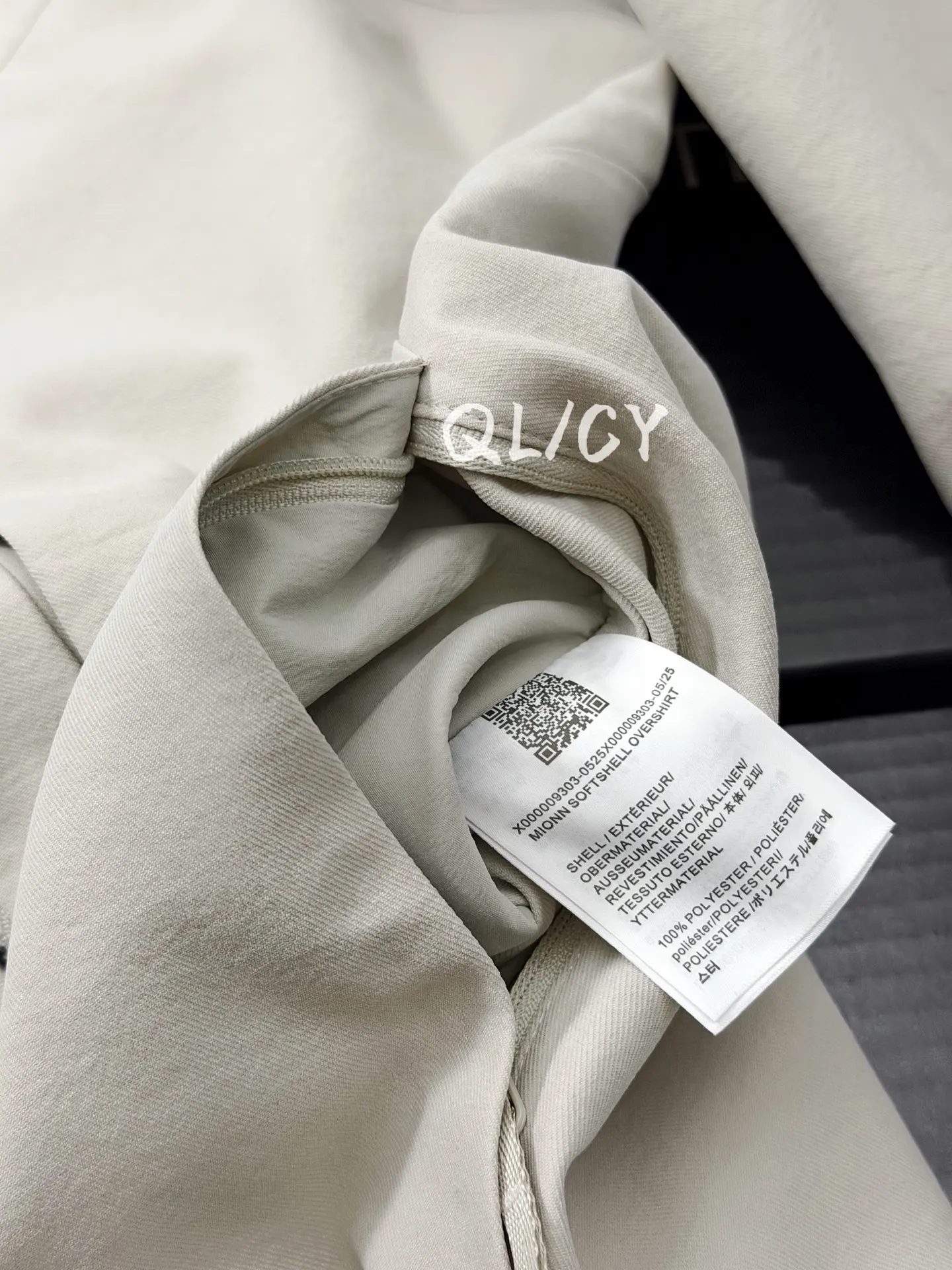 Veilance Mionn Softshell Overshirt Jacket D40020914 — view 8