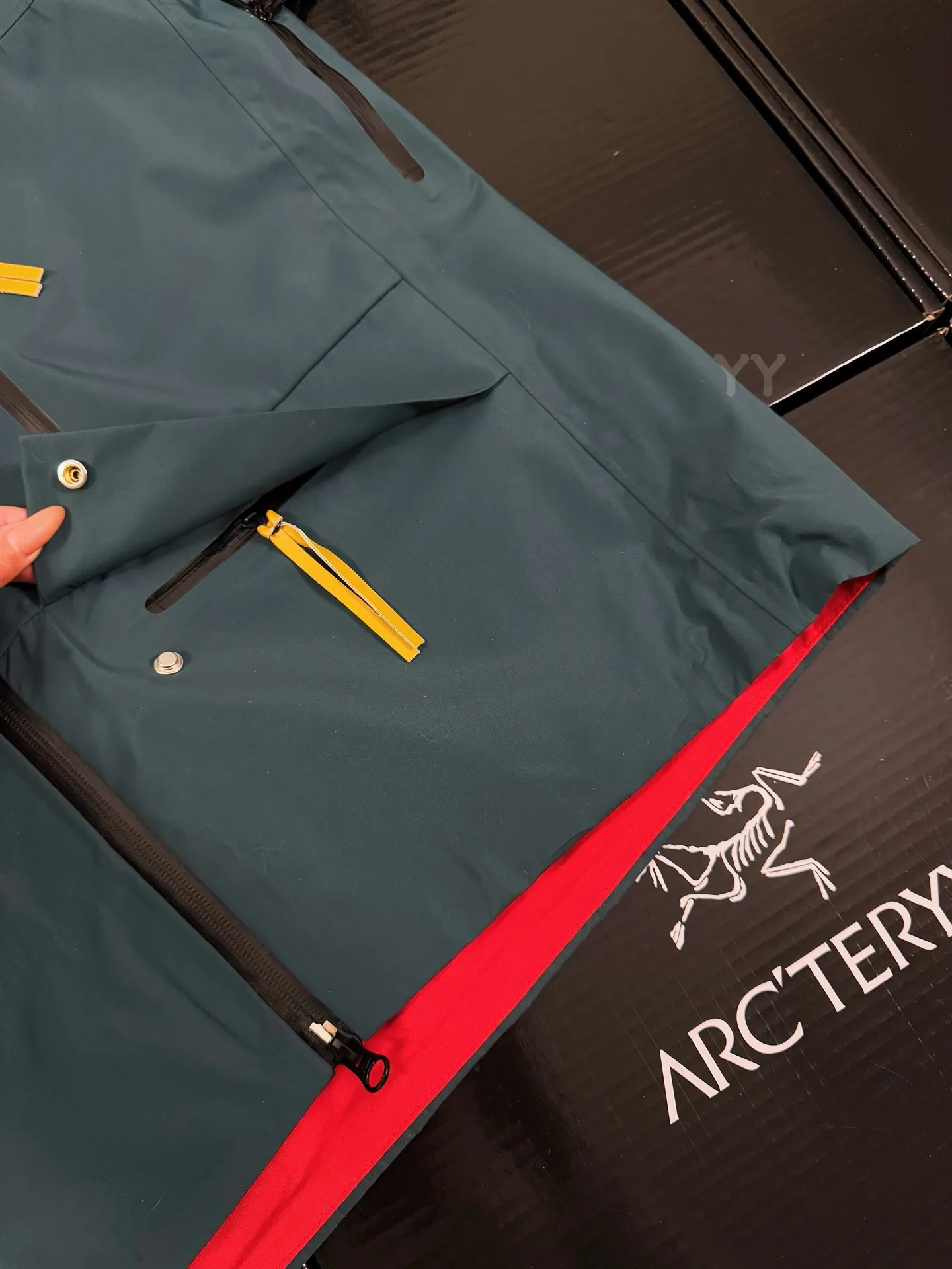 Arc'teryx x Jil Sander GORE-TEX Shell Ski Jacket D40020606 — view 5