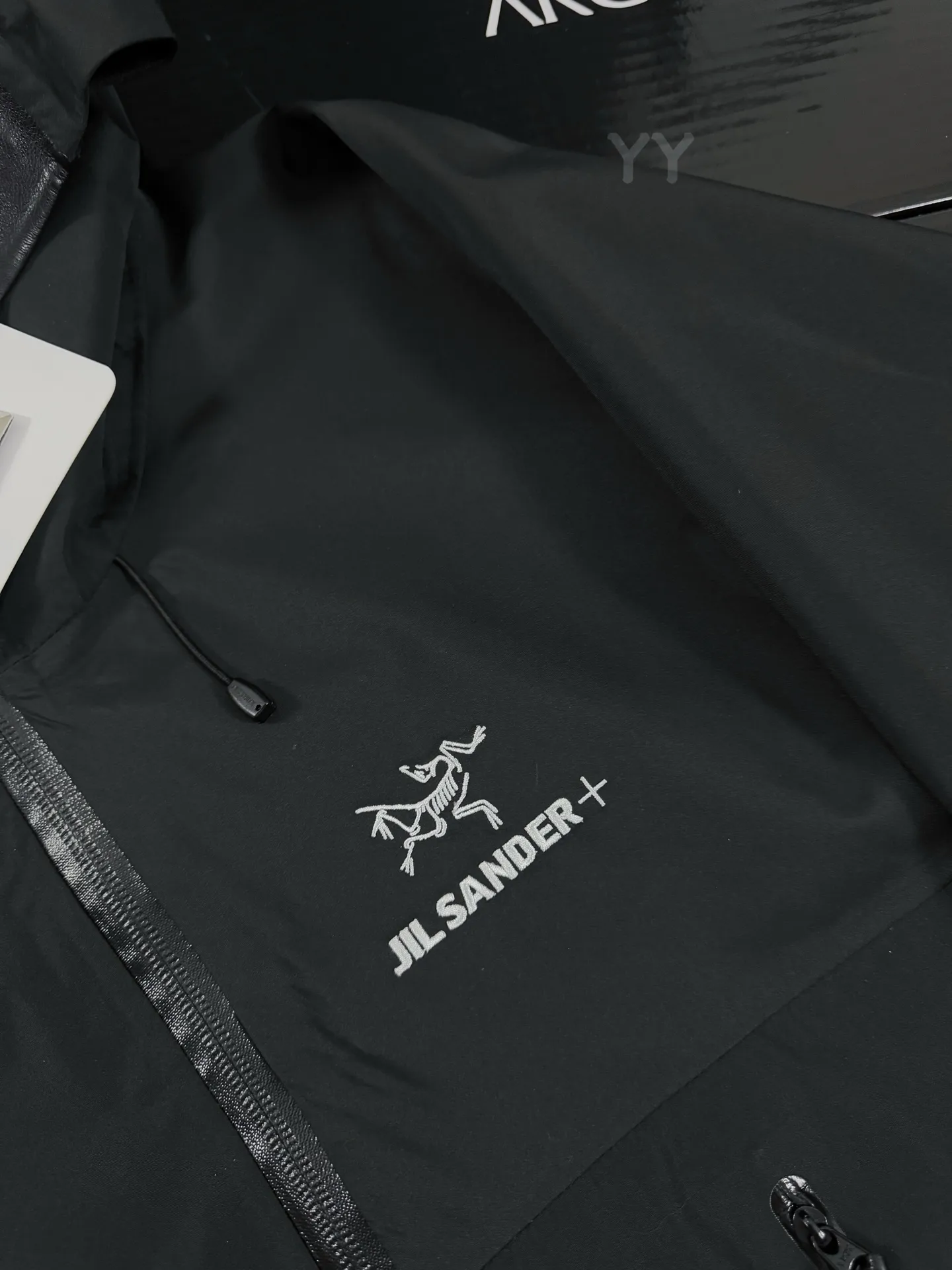 Arc'teryx x Jil Sander GORE-TEX Shell Jacket D40020604 — view 2