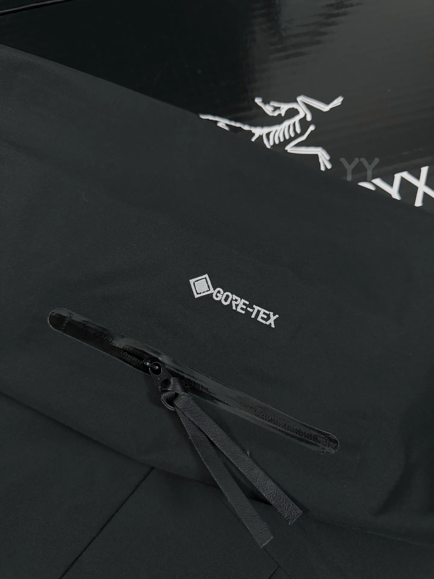 Arc'teryx x Jil Sander GORE-TEX Shell Jacket D40020604 — view 3