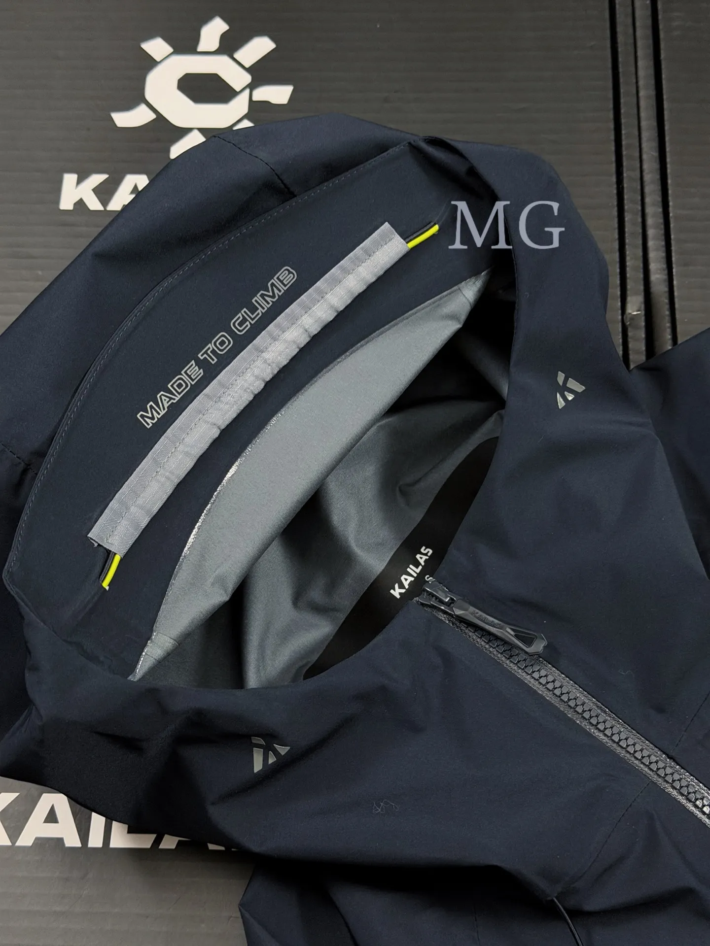 Kailas Mont X-LT GORE-TEX Hardshell Jacket D42020831 — view 8