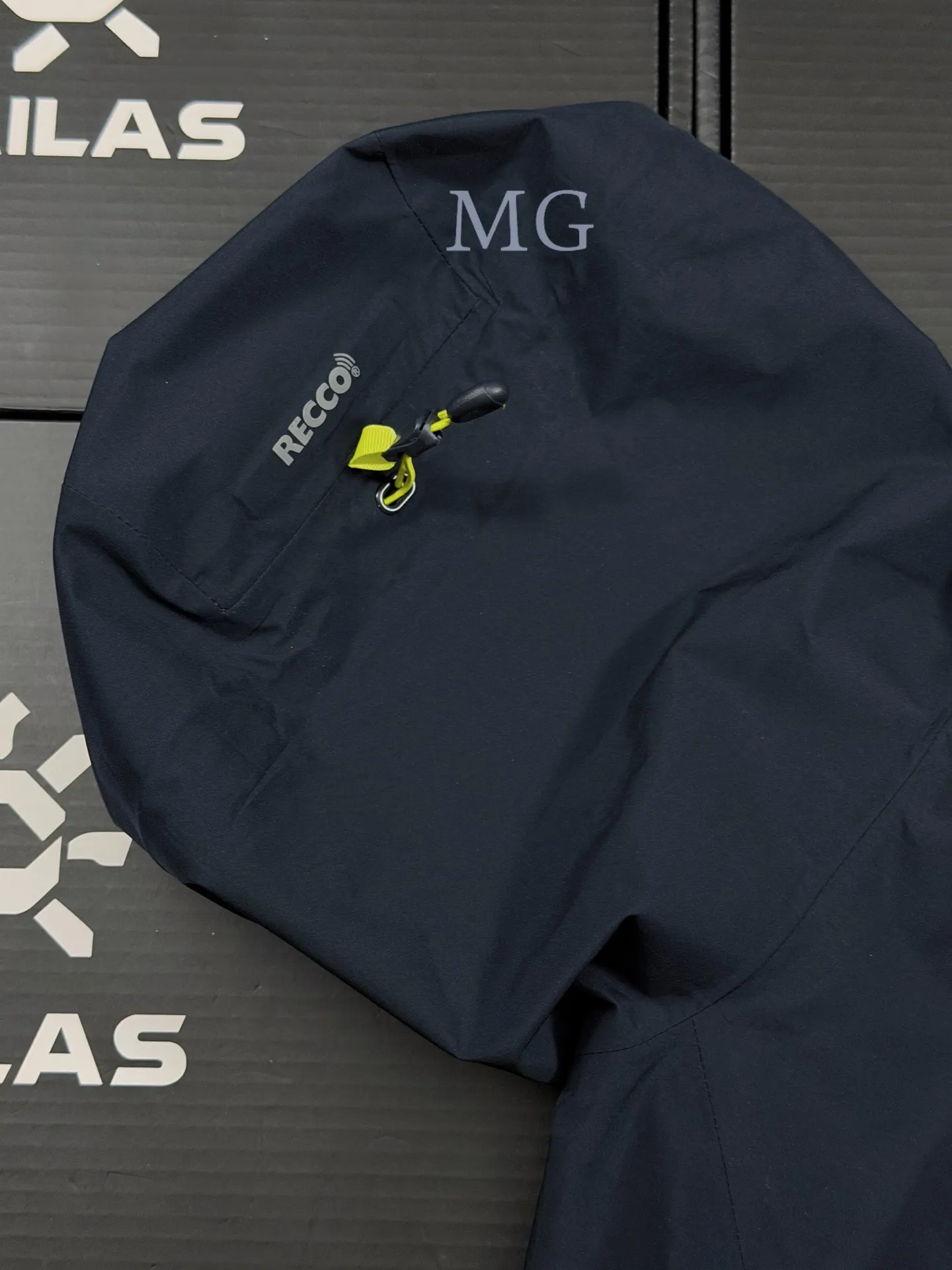 Kailas Mont X-LT GORE-TEX Hardshell Jacket D42020831 — view 9