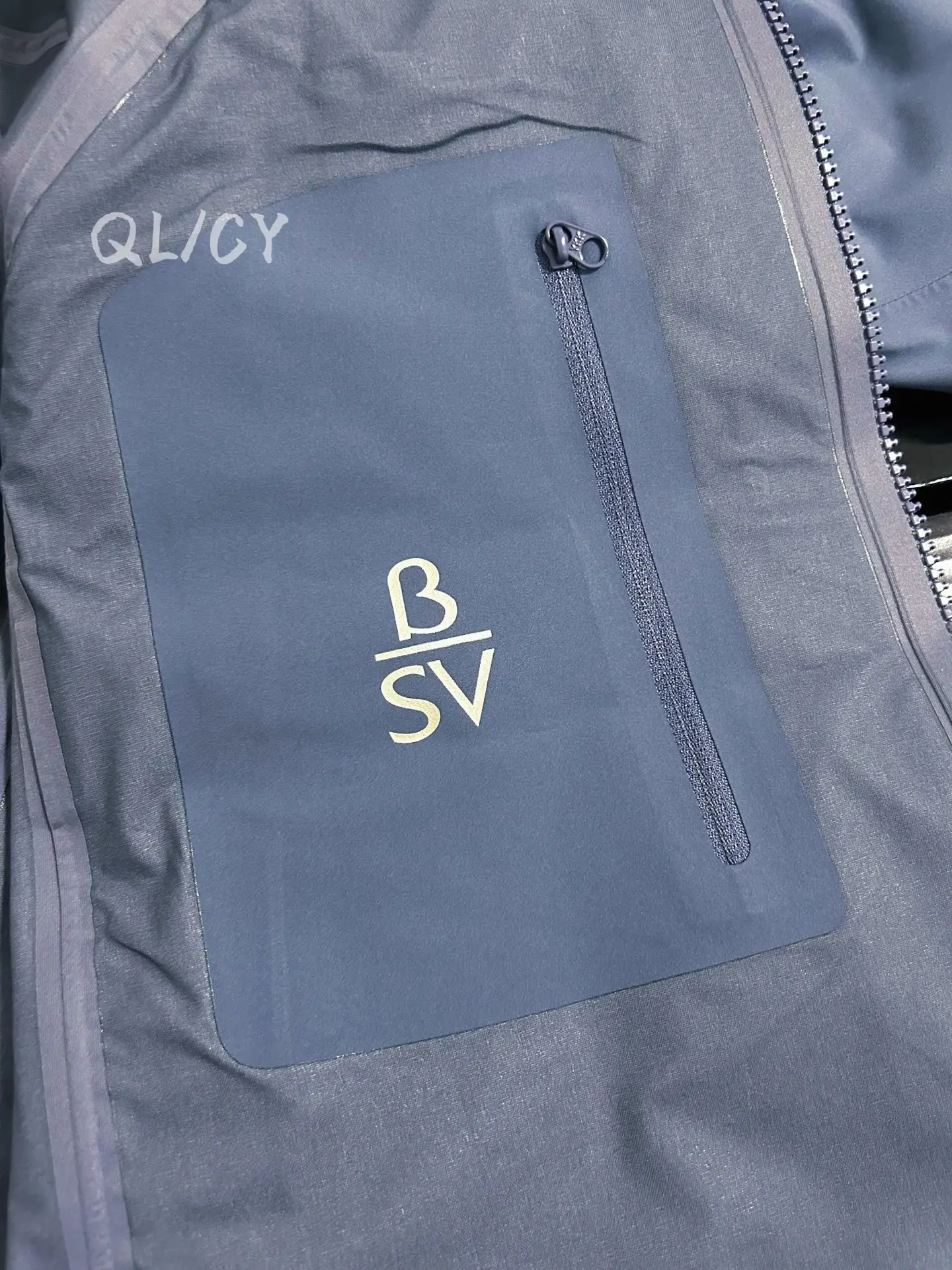 Beta SV GORE-TEX Pro Hooded Shell Jacket D42020899 — view 5