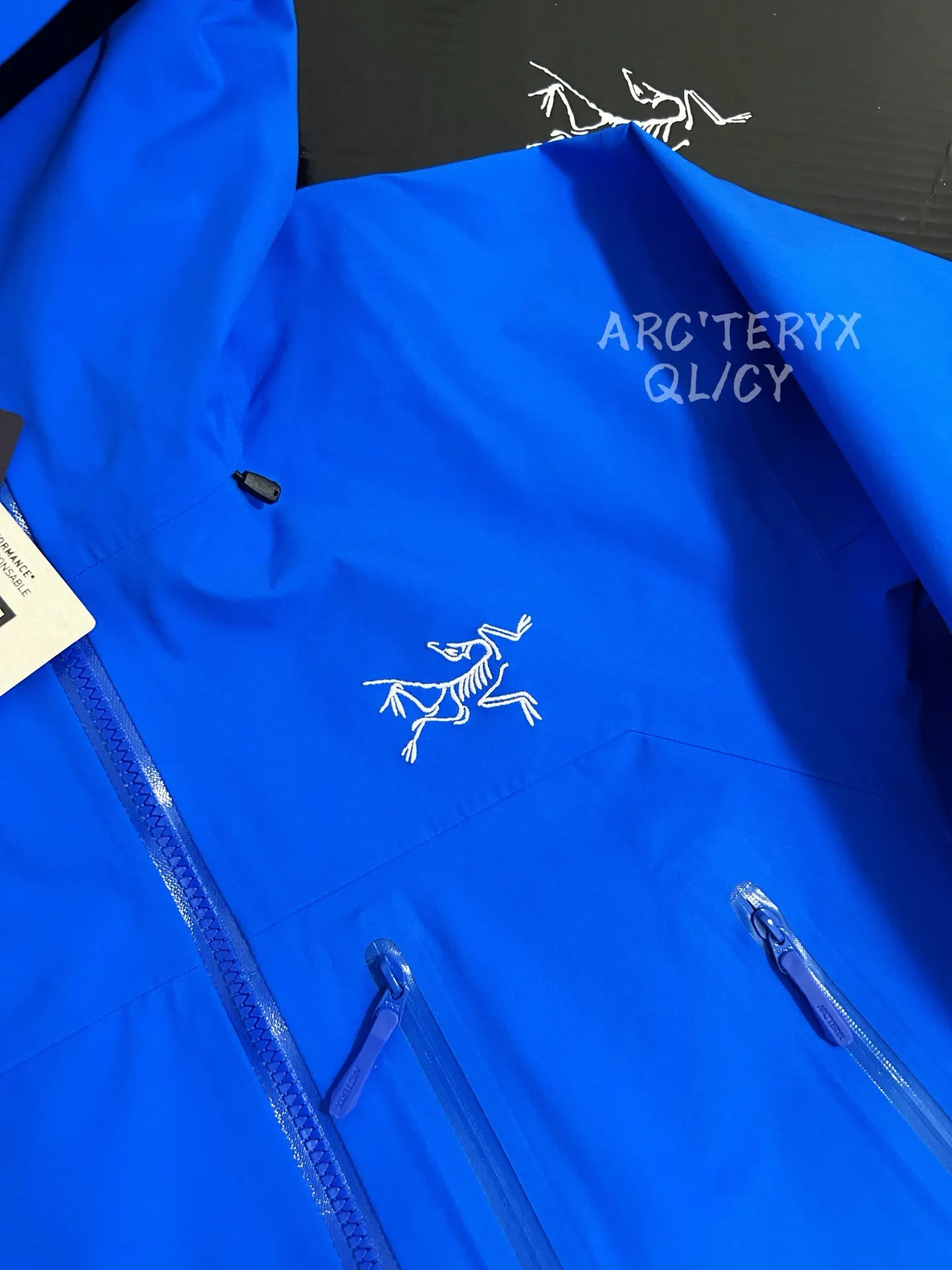 Beta SV GORE-TEX Pro Hooded Shell Jacket D42020902 — view 7