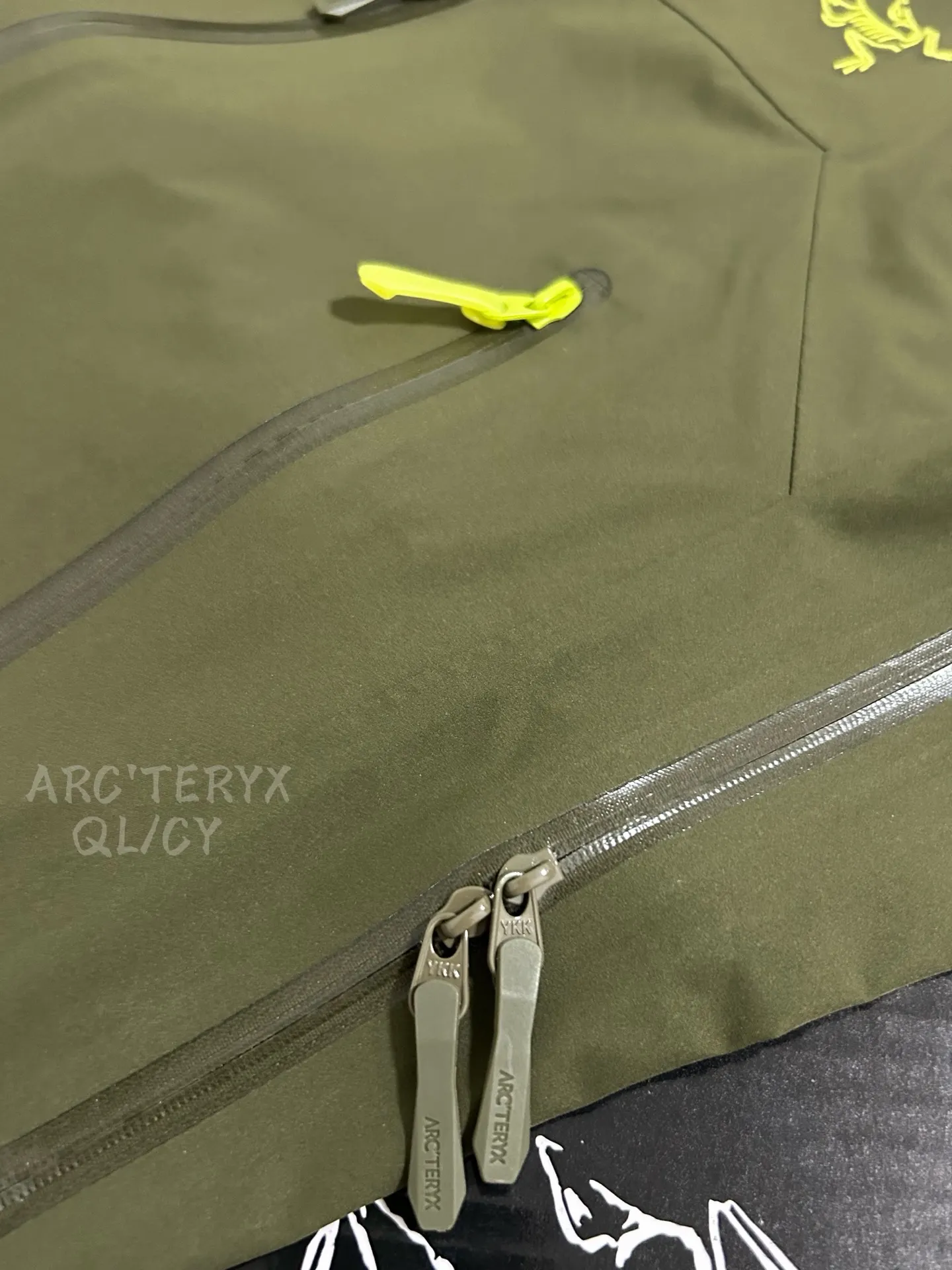 Beta SV GORE-TEX Pro Hooded Shell Jacket D42020900 — view 6