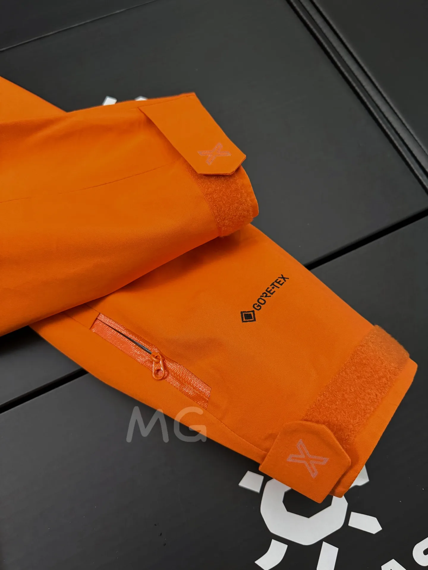 MONT-X Waterproof Hardshell Mountain Jacket D43020826 — view 4