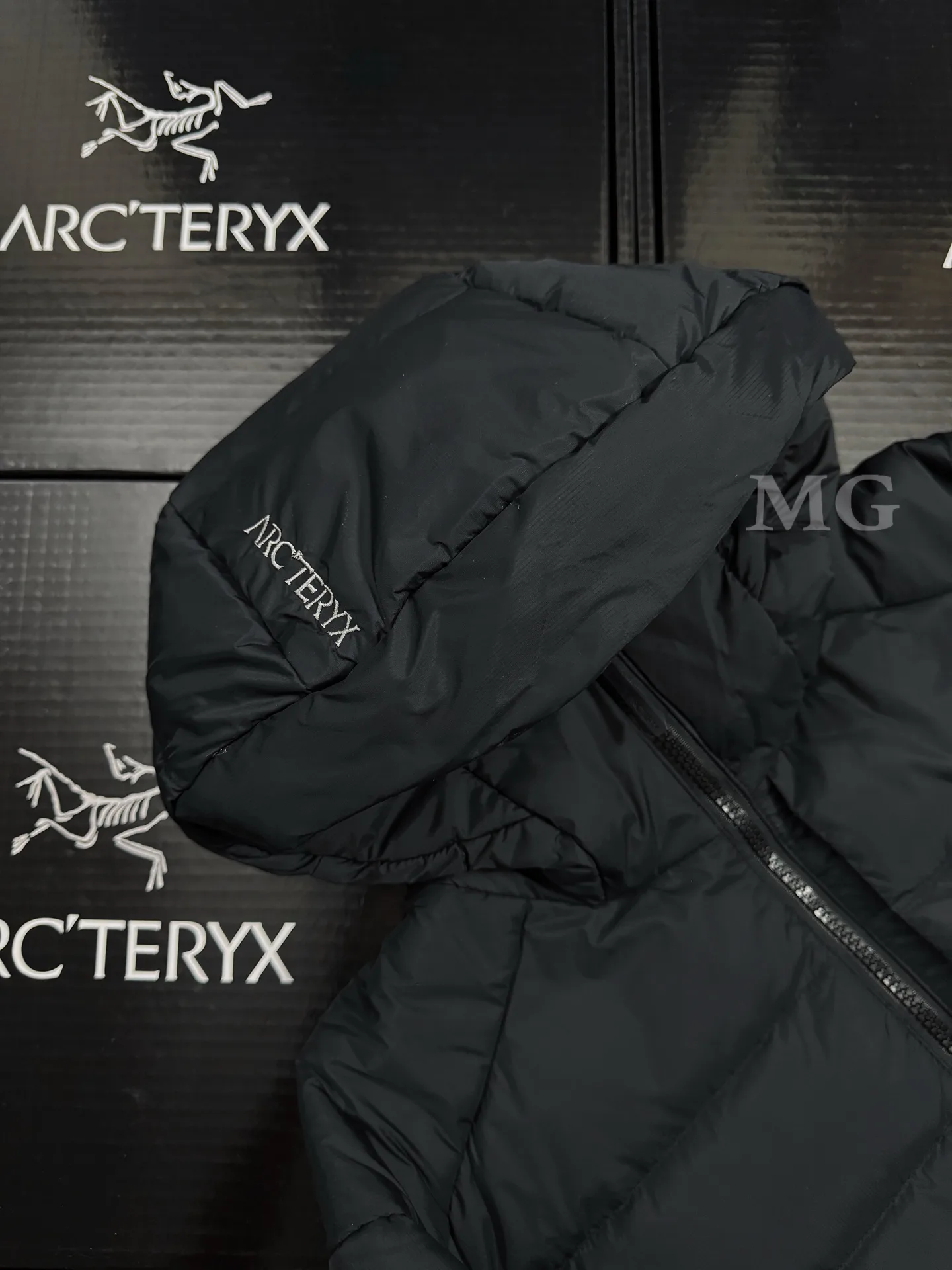Thorium Hooded Down Puffer Jacket D43020639 — view 4