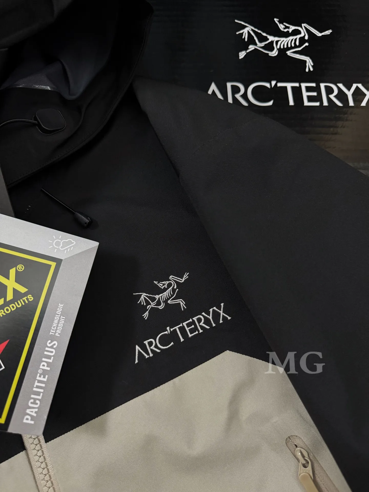 Beta AR GORE-TEX PRO Hooded Shell Jacket D43020800 — view 2