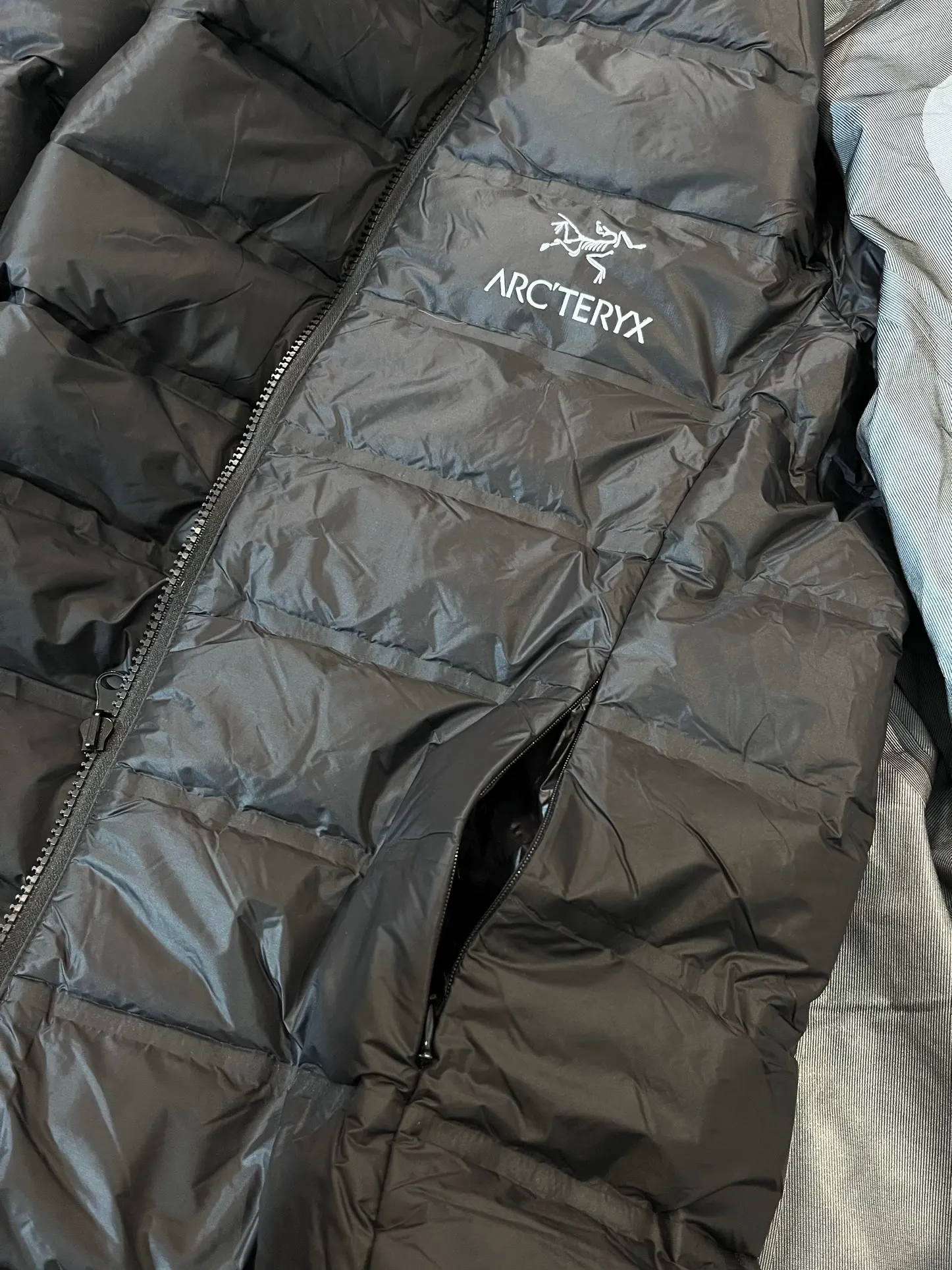 Beta LT 3-in-1 GORE-TEX Jacket with Removable Down Liner D44020622 — view 3