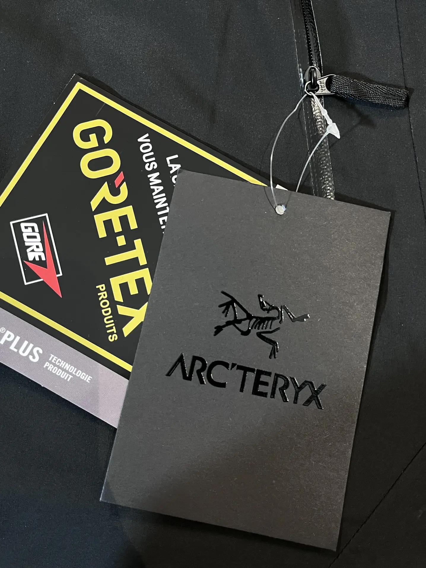 Beta LT 3-in-1 GORE-TEX Jacket with Removable Down Liner D44020622 — view 5