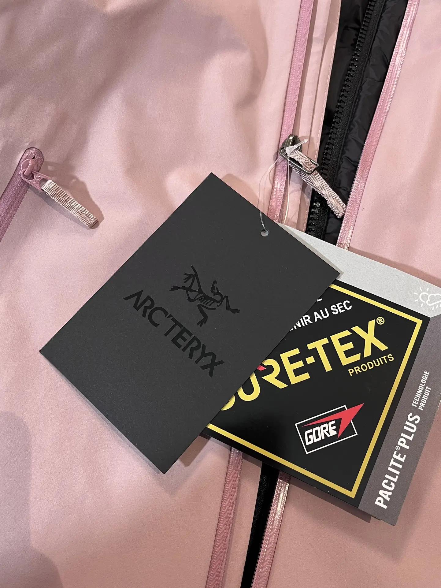 Beta LT 3-in-1 GORE-TEX Jacket with Removable Down Liner D44020621 — view 8