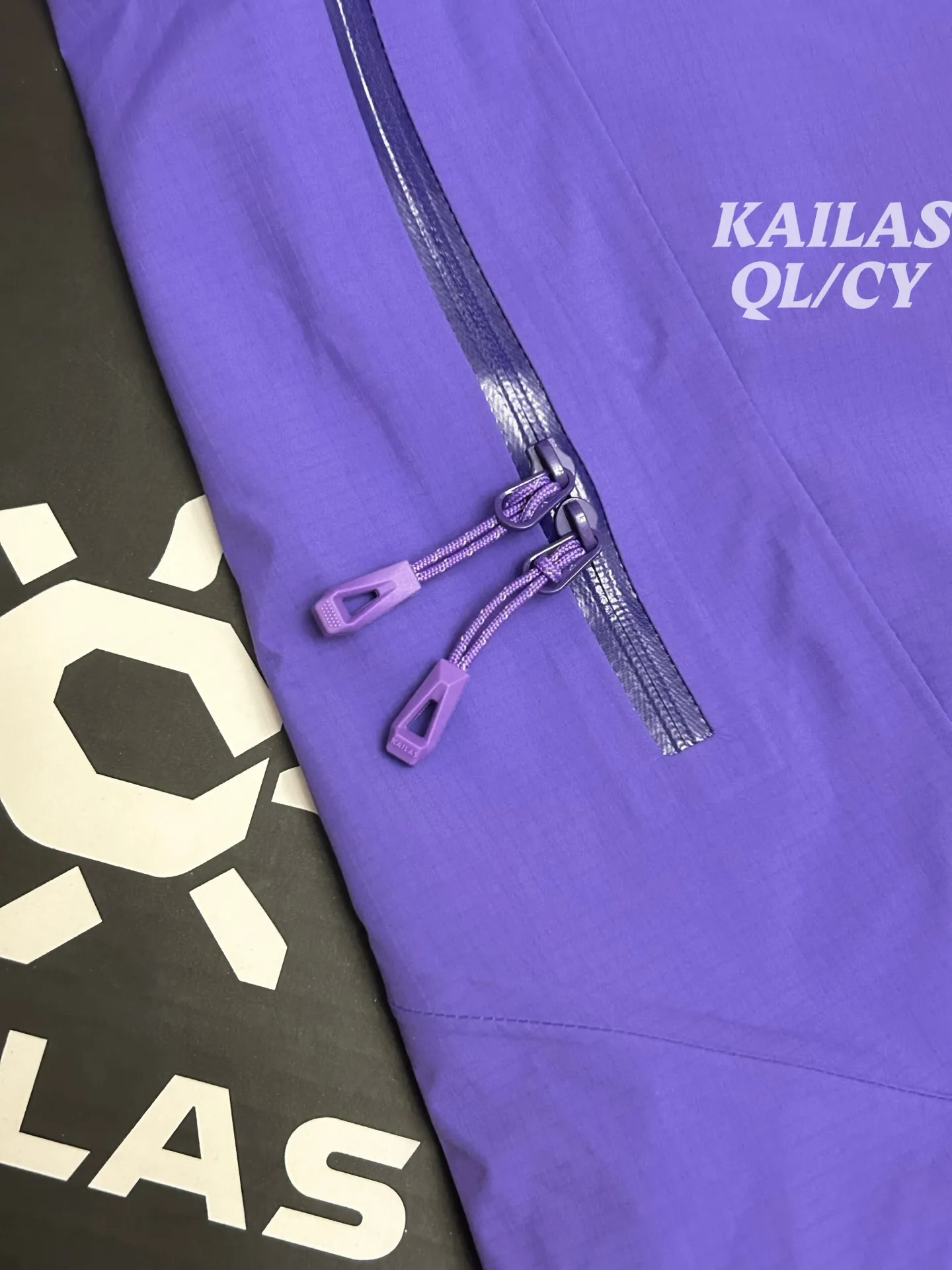 Kailas MONT Q60 China Mountaineering Limited Edition Hardshell Jacket D44020635 — view 7