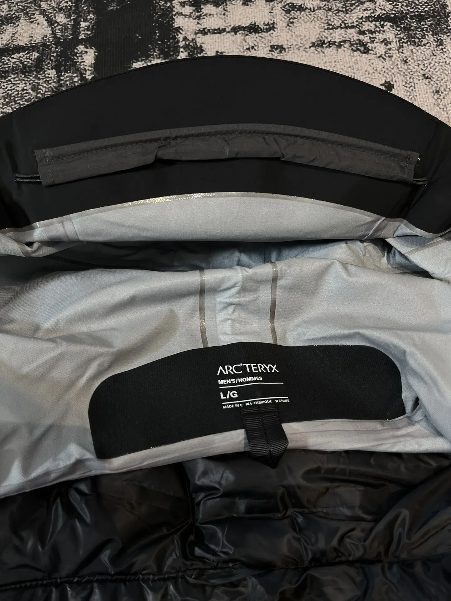 Alpha SV 3-in-1 GORE-TEX Hardshell Down Jacket D46020702 — view 12