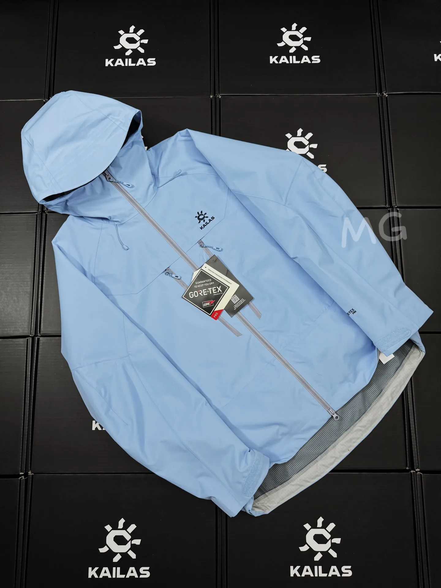 KAILAS Mont-X Pro Waterproof Hardshell Jacket D46020633 — view 2